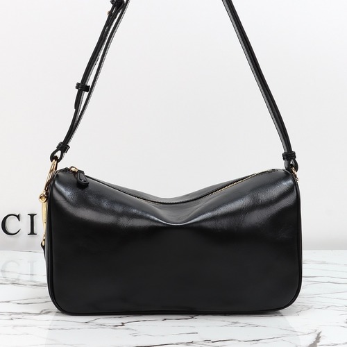 Gucci Half Horsebit Large Shoulder Bag 구찌 하프 홀스빗 라지 숄더백  블랙 31.5cm