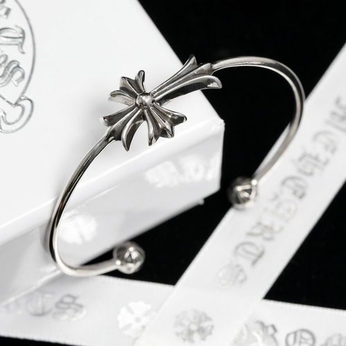 Chrome Hearts H009 Slim Cross Open Cuff Bracelet 크롬하츠 슬림 크로스 오픈 커프 브레이슬릿