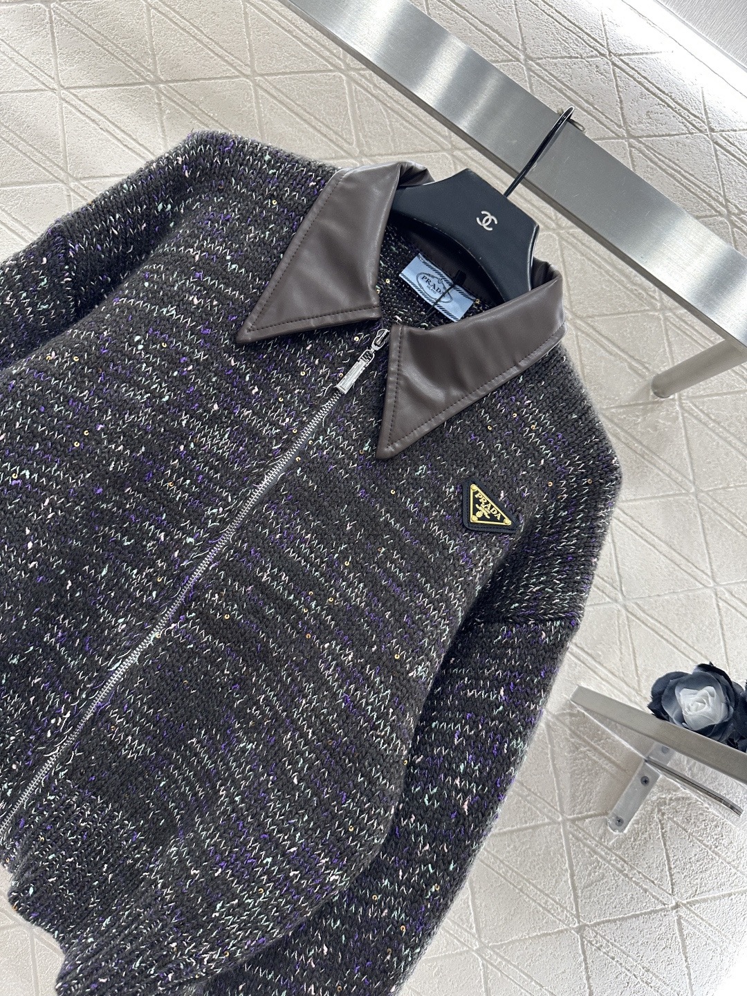 Prada 프라다 가죽 카라 니트 집업 14