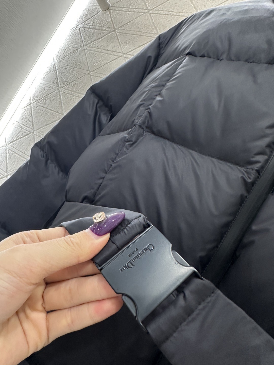 Dior 디오 탈부착 후드 벨트 다운 점퍼 11