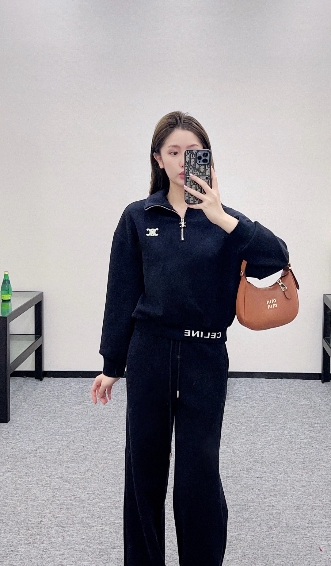 Celine 셀린느 셀린 반집업 로고 트레이닝 세트 4