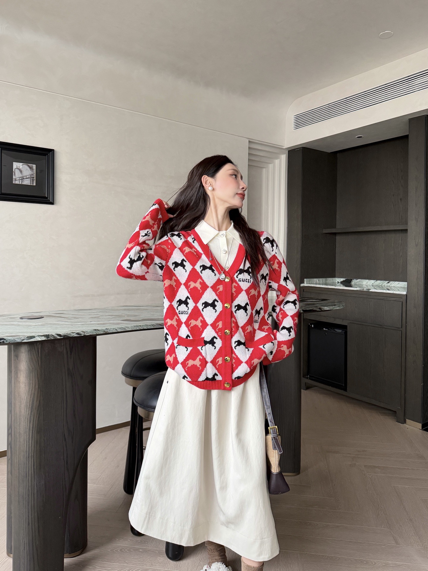 Gucci 구찌 마상 아가일 V넥 니트 가디건 4