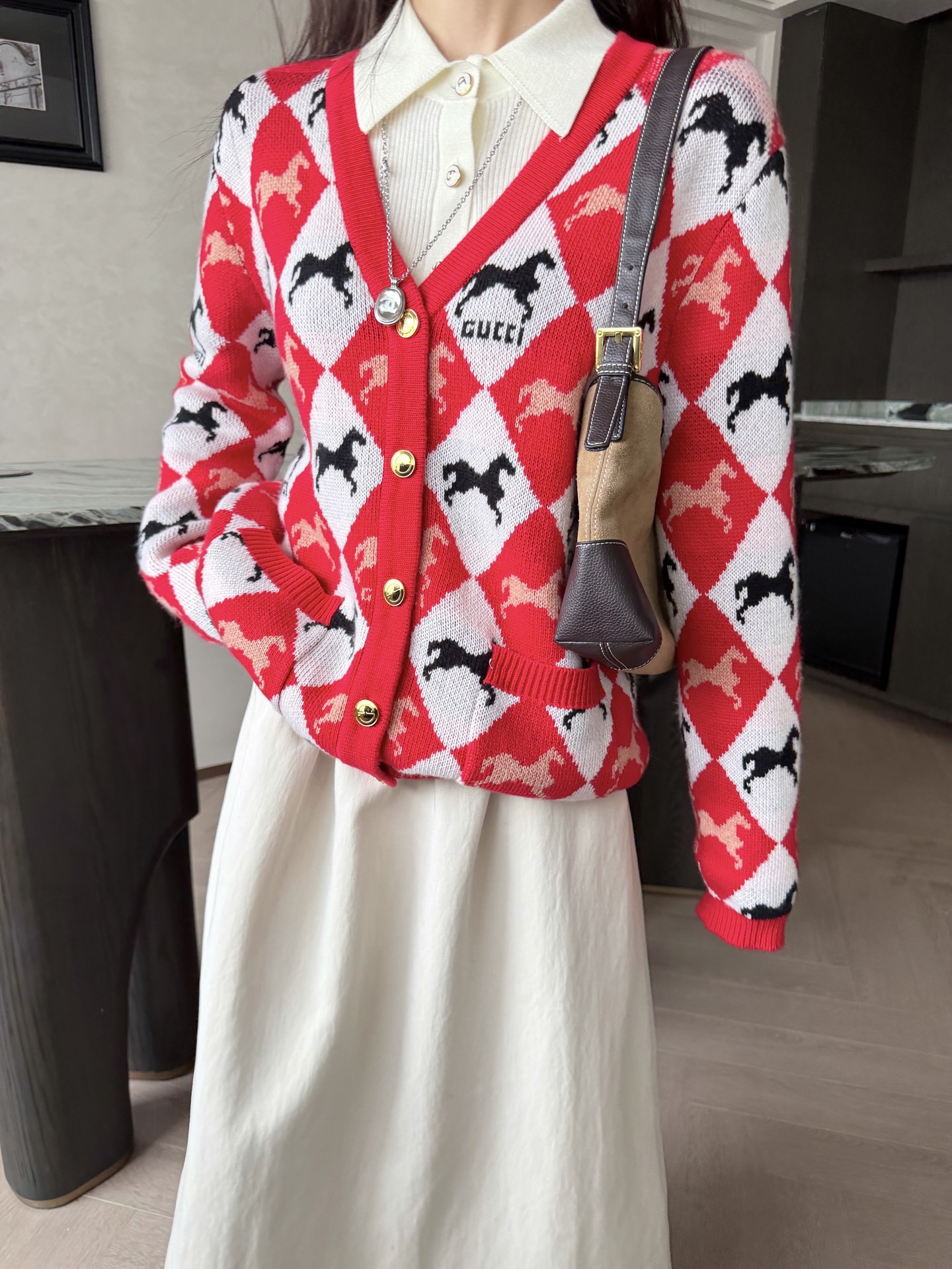 Gucci 구찌 마상 아가일 V넥 니트 가디건 5