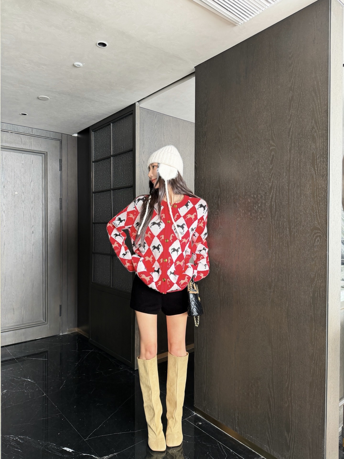 Gucci 구찌 마상 아가일 라운드넥 니트 가디건 2