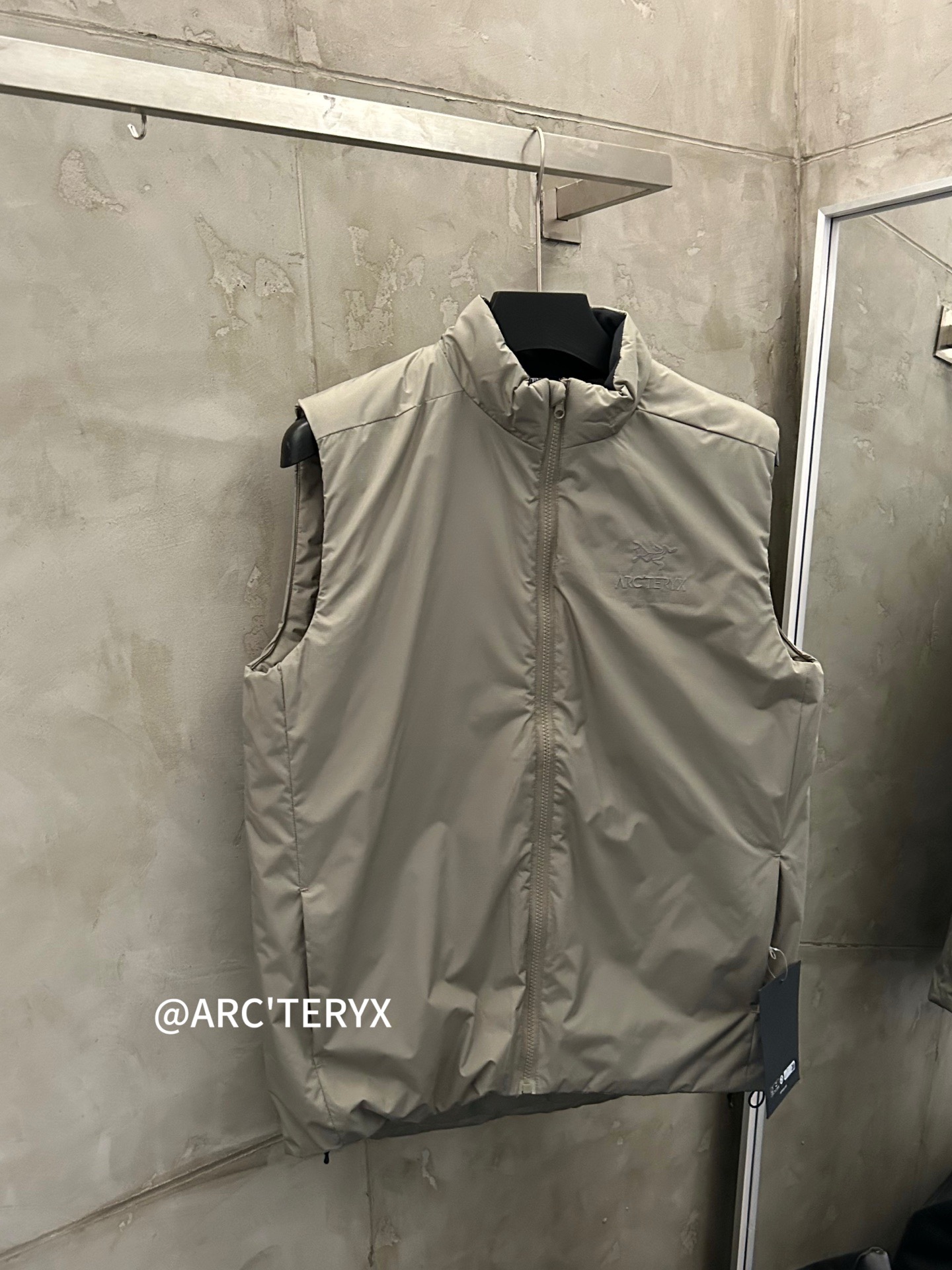 ARCTERYX 아크테릭스 패딩 베스트 8