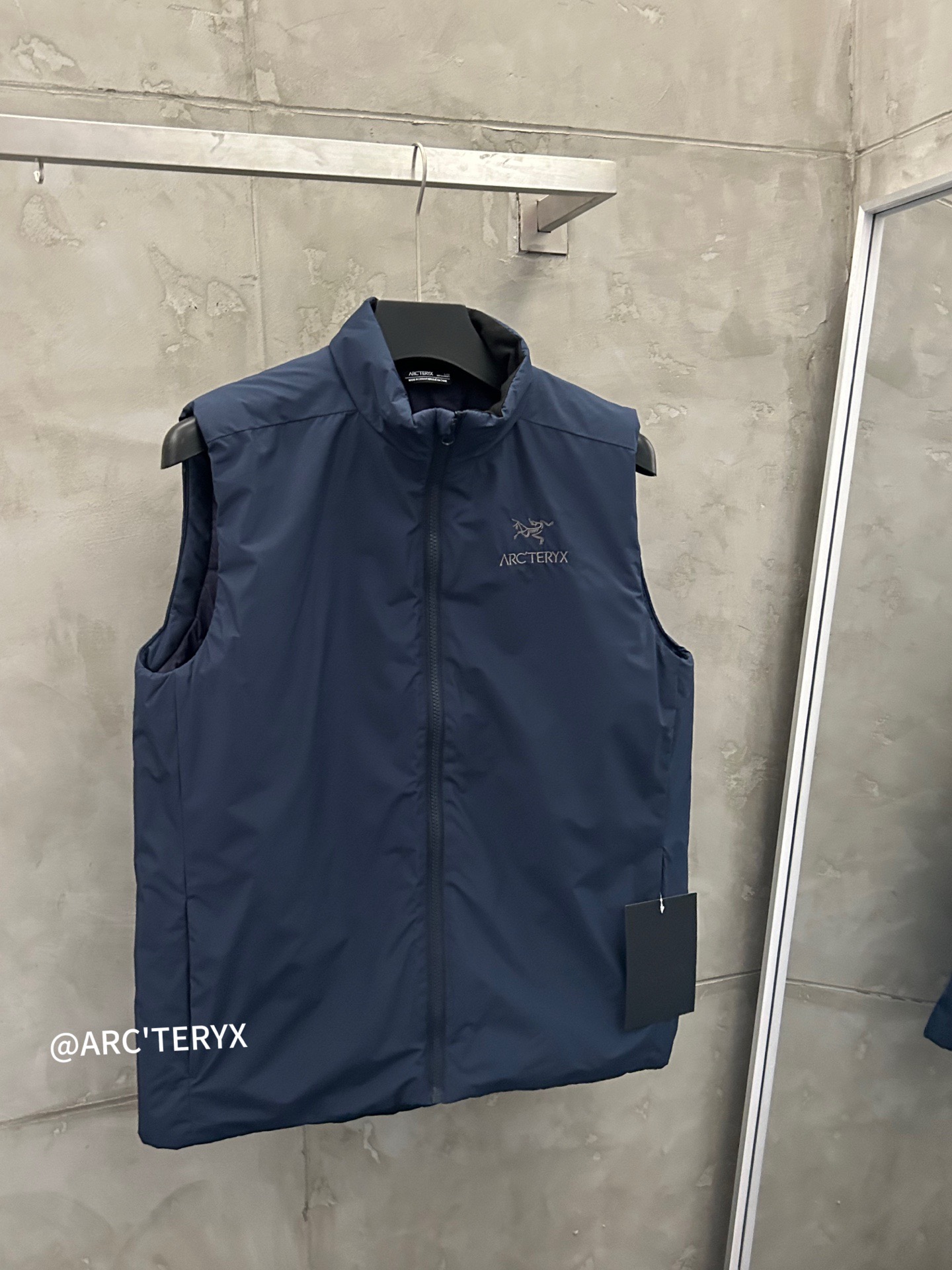 ARCTERYX 아크테릭스 패딩 베스트 8