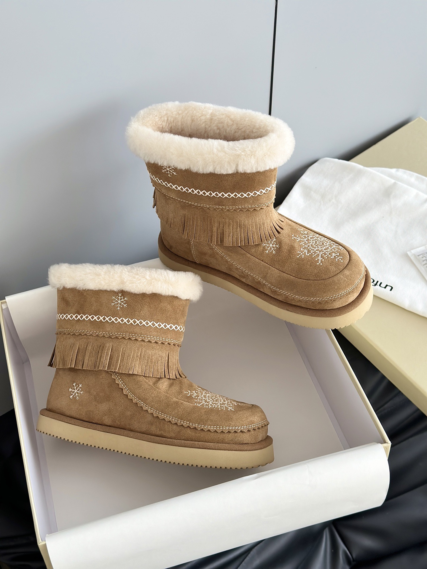 Louis Vuitton 루이비통 네버풀 방돌리에 Inside Out BB 24cm M12109 23