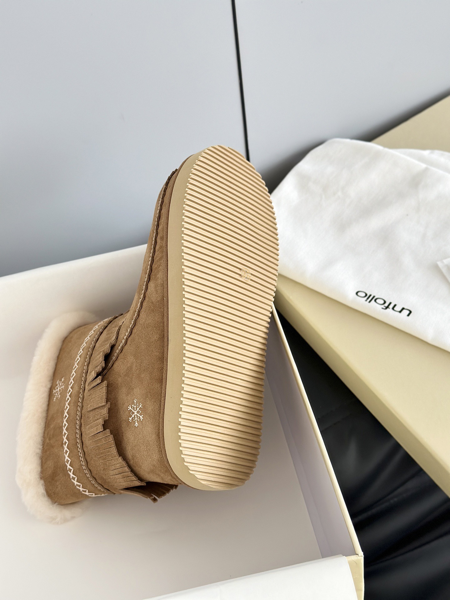 Louis Vuitton 루이비통 네버풀 방돌리에 Inside Out BB 24cm M12109 25