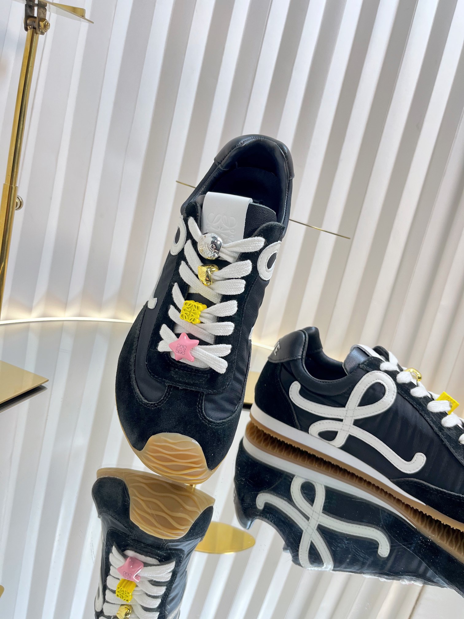 Louis Vuitton 루이비통 네버풀 인사이드 아웃 중형 토트백 M11946, M12061 31cm  1