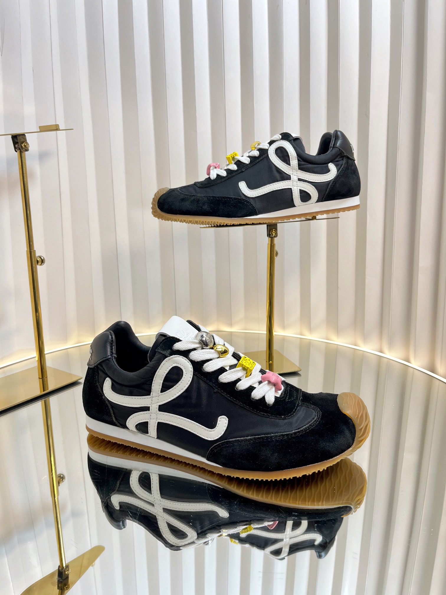 Louis Vuitton 루이비통 네버풀 인사이드 아웃 중형 토트백 M11946, M12061 31cm  2