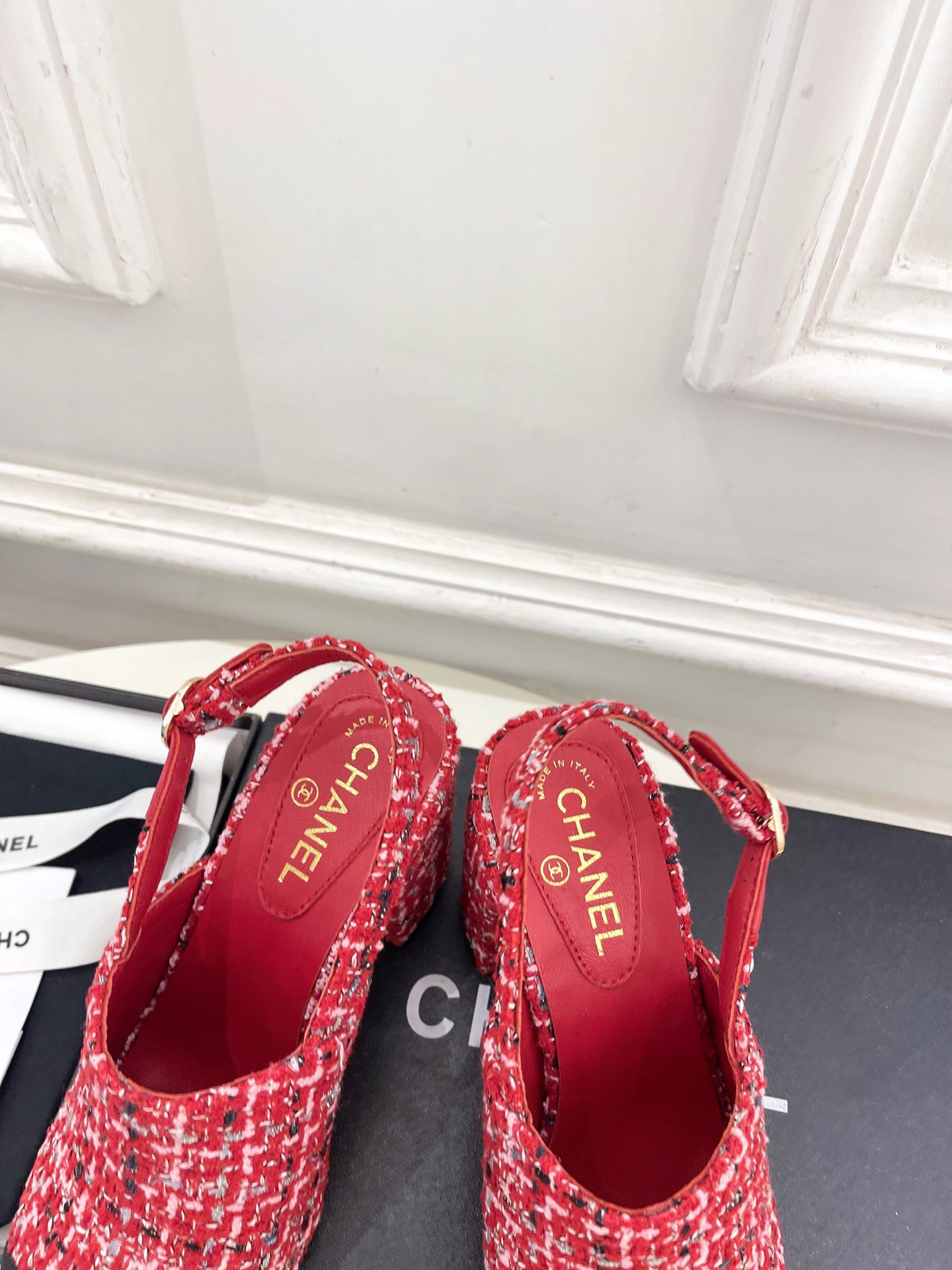 Prada 프라다 남성 신형 소가죽 캐주얼 스니커즈  3