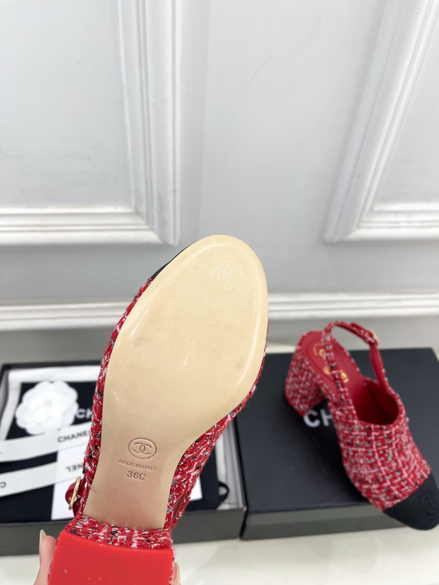 Prada 프라다 남성 신형 소가죽 캐주얼 스니커즈  4