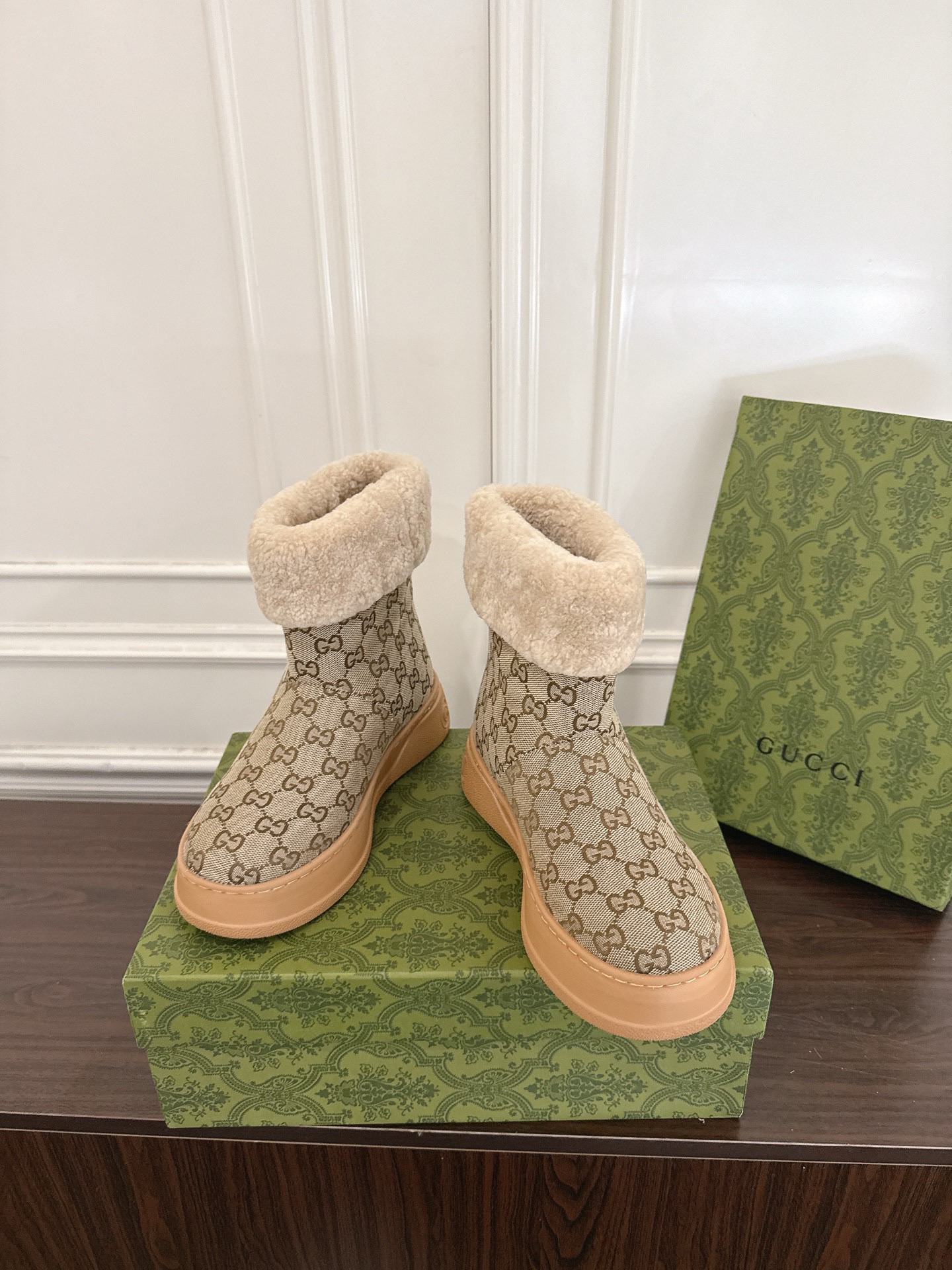 Louis Vuitton 루이비통 P110 Lv 로고 자수 버킷햇 10