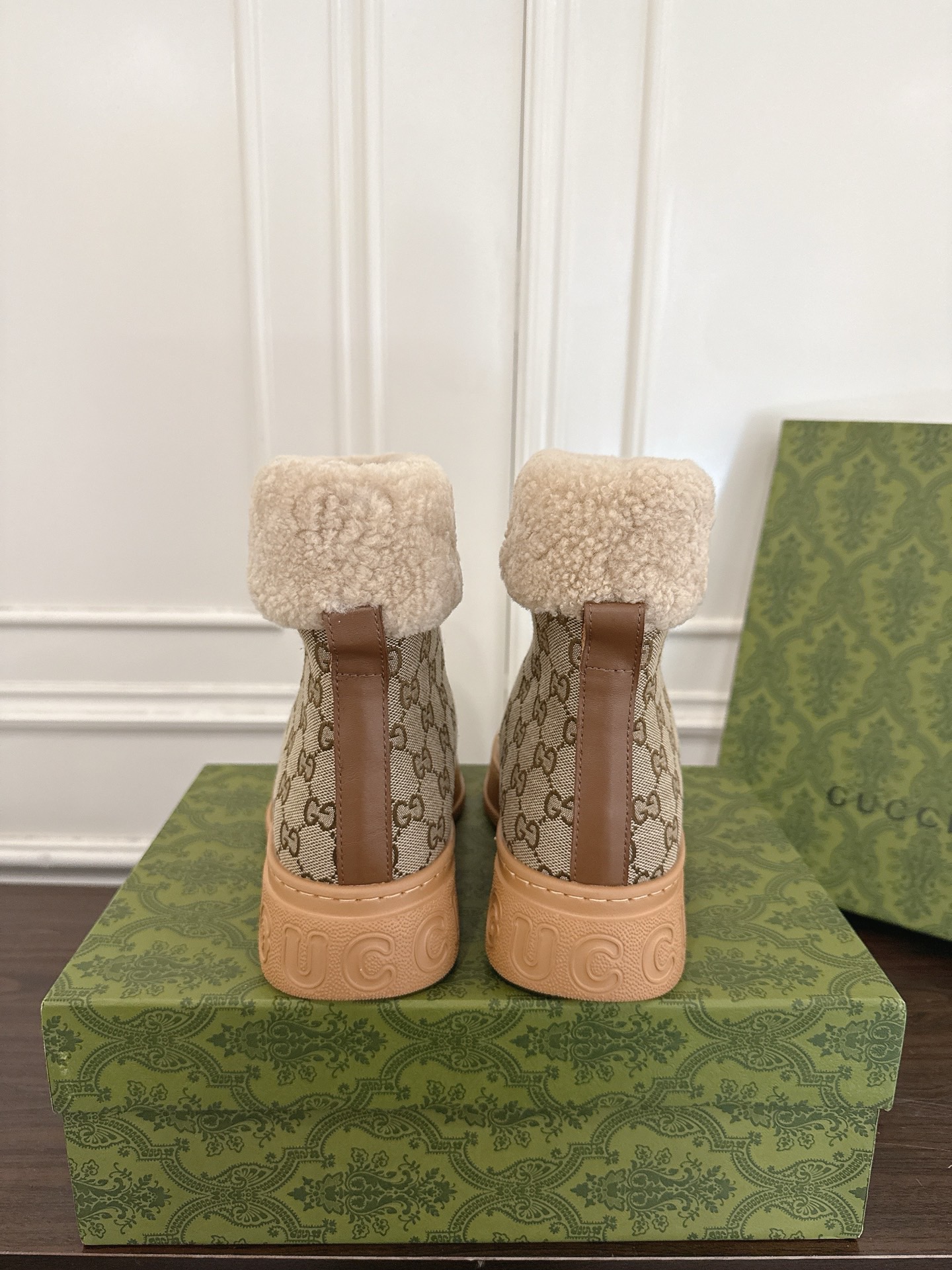 Louis Vuitton 루이비통 LV 모노그램 자수 볼캡 2