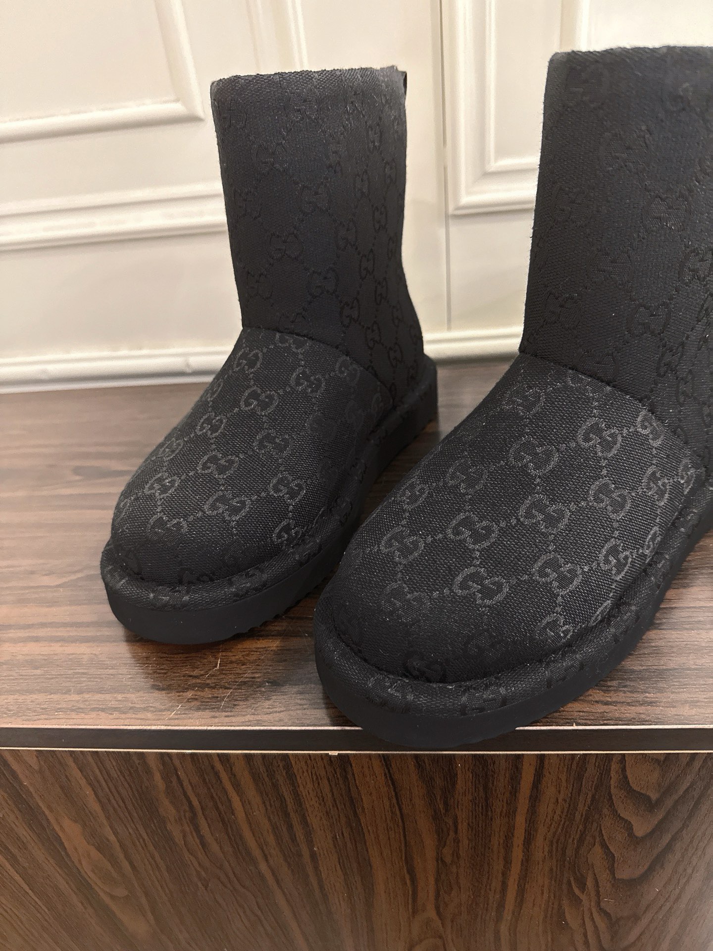 Philipp Plein 필립 플레인 럭셔리 수공예 진주 장식 양가죽 패딩 11