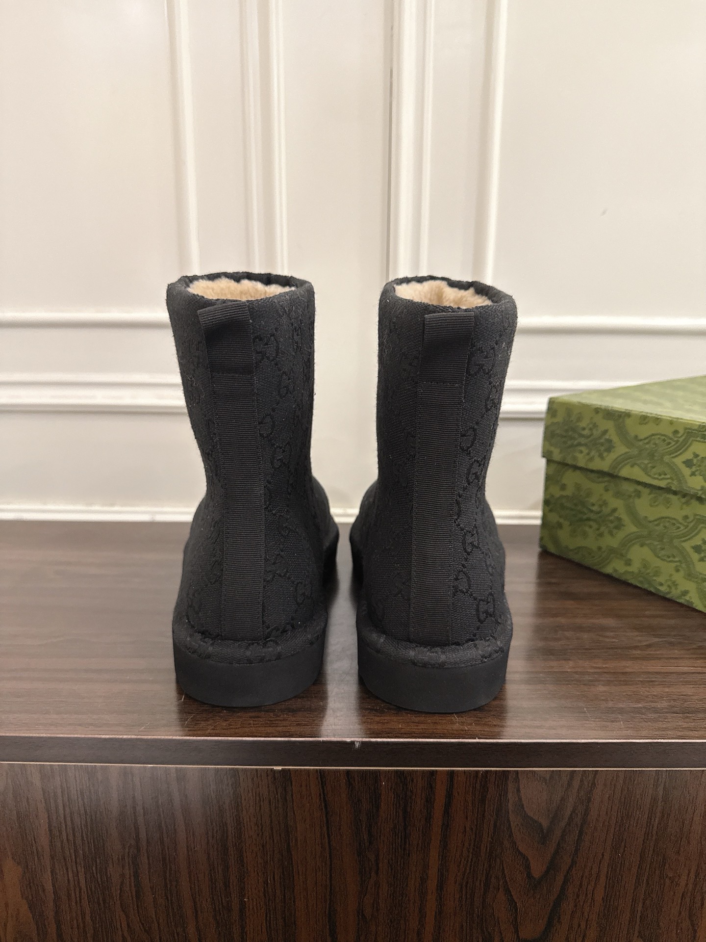 Philipp Plein 필립 플레인 럭셔리 수공예 진주 장식 양가죽 패딩 13