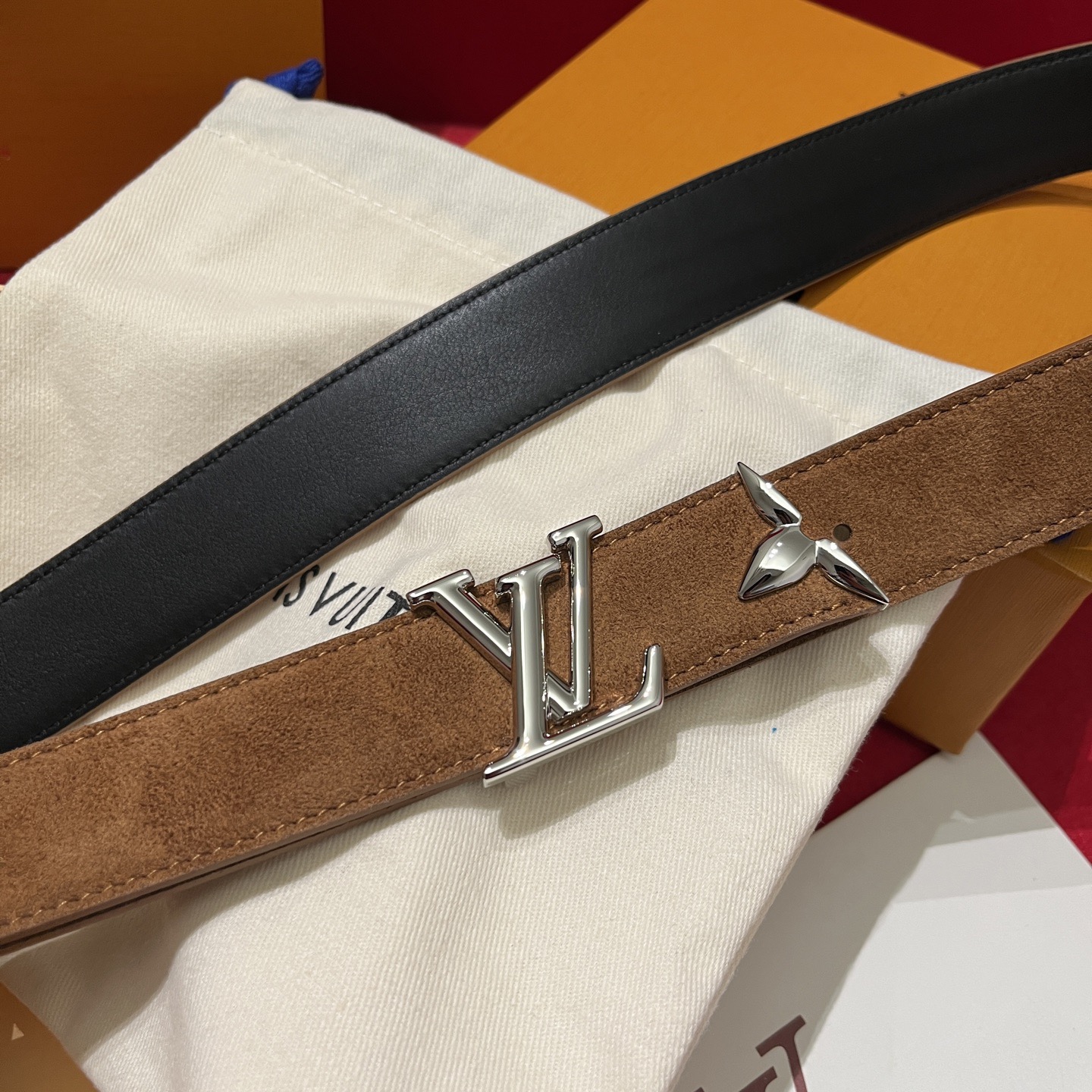 Louis Vuitton 루이 비통 LV 이니셜 리버서블 벨트 30mm M4497 4