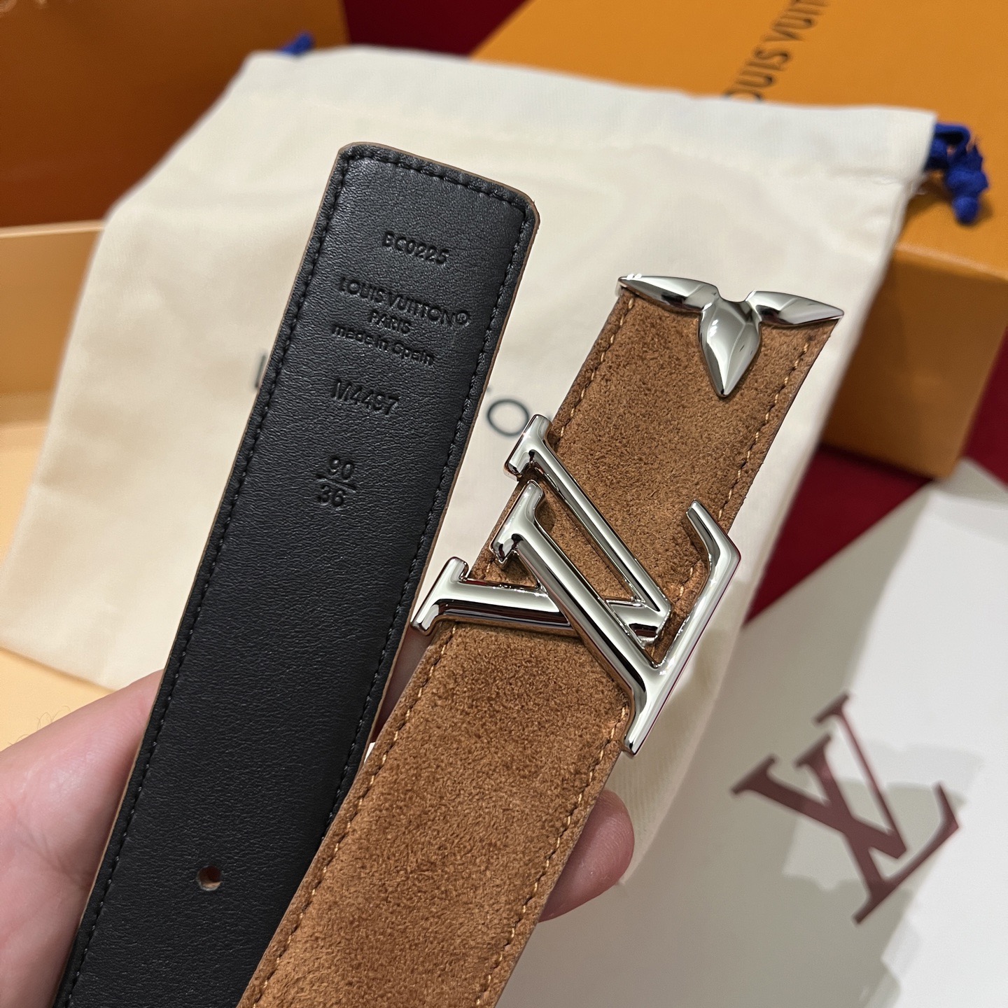 Louis Vuitton 루이 비통 LV 이니셜 리버서블 벨트 30mm M4497 5