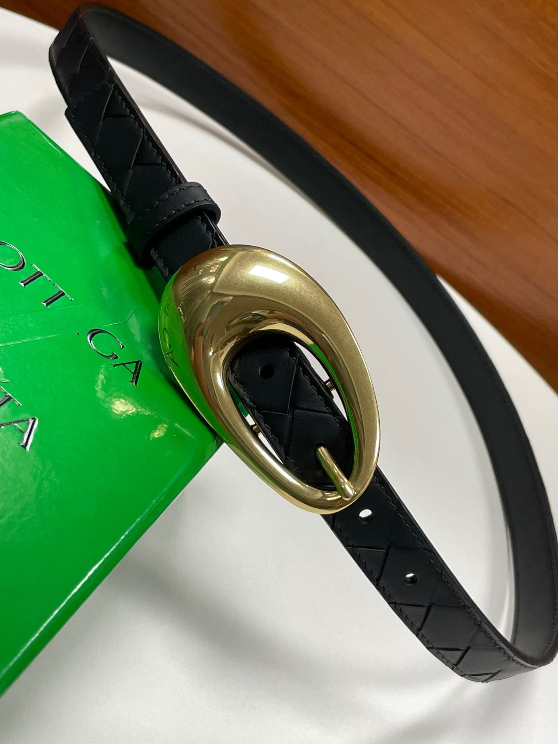 Bottega Veneta 보테가베네타 보테가 베네타 빈티지 버클 송아지가죽 벨트 1