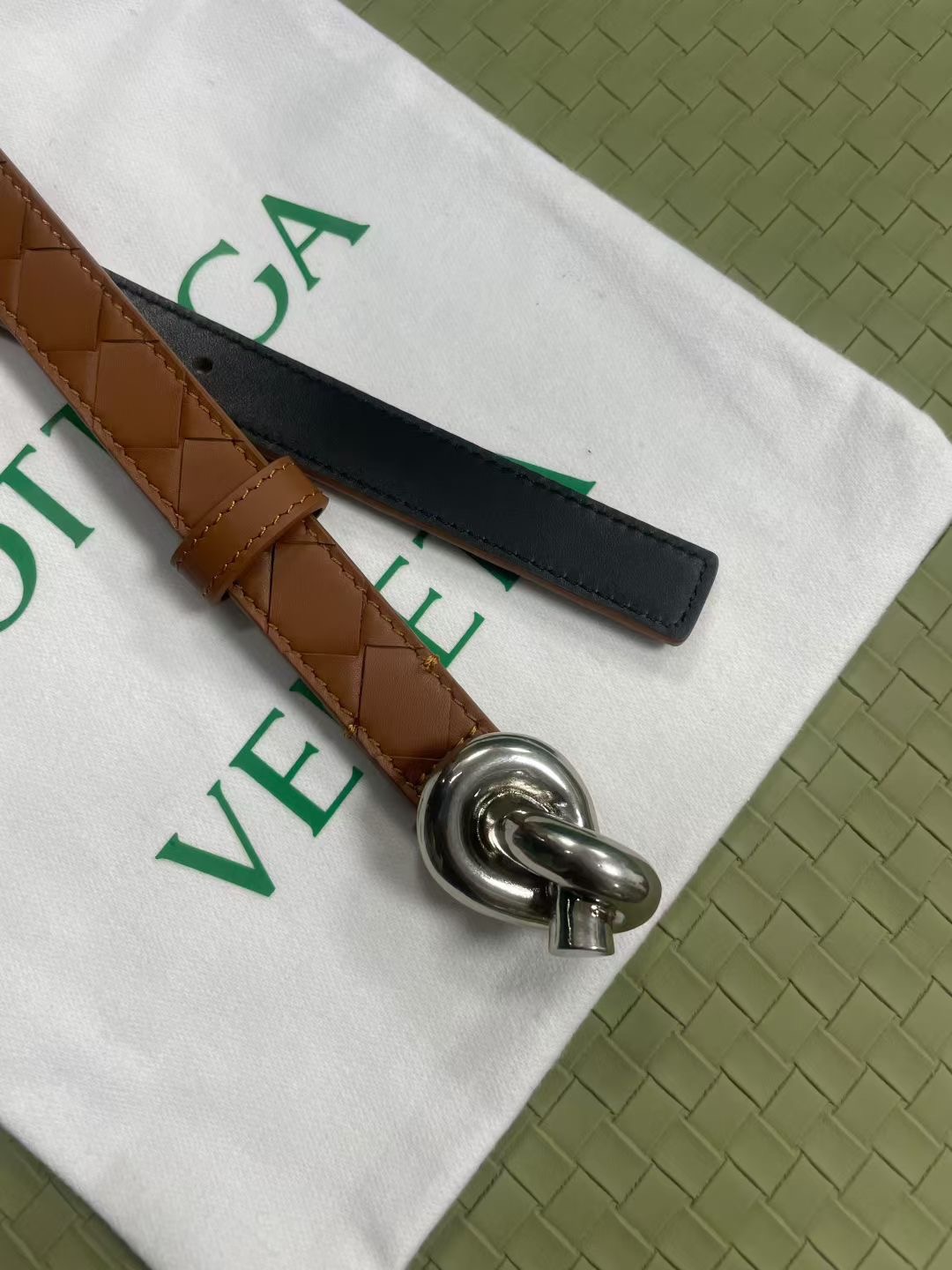 Bottega Veneta 보테가 베네타 노트 버클 퀼티드 레더 벨트 2cm 11