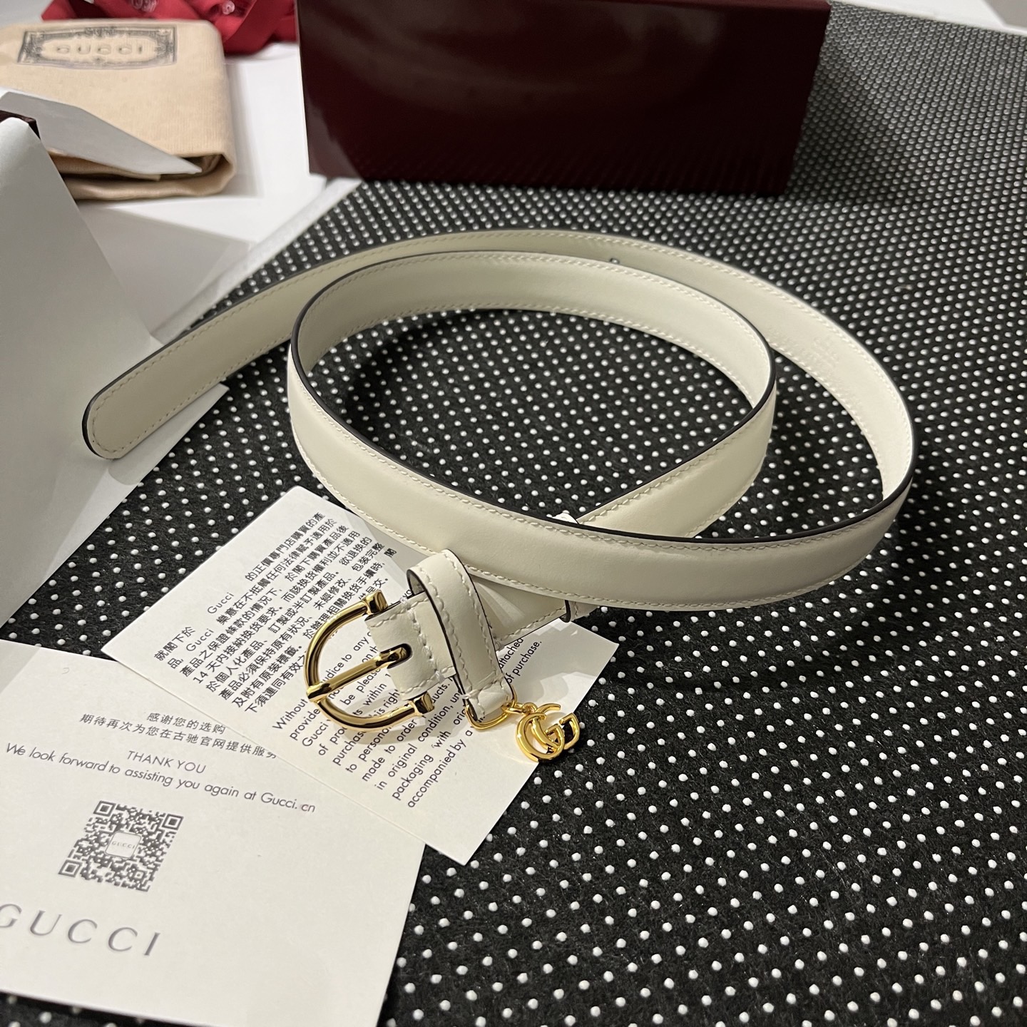 Gucci 구찌 인터로킹 G 참 장식 레더 벨트 35mm 9