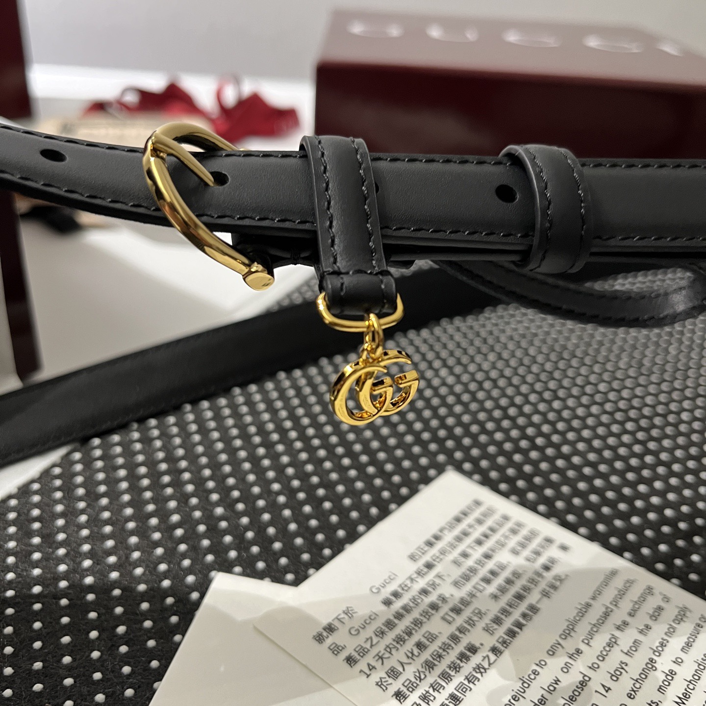 Gucci 구찌 인터로킹 G 참 장식 레더 벨트 35mm 3