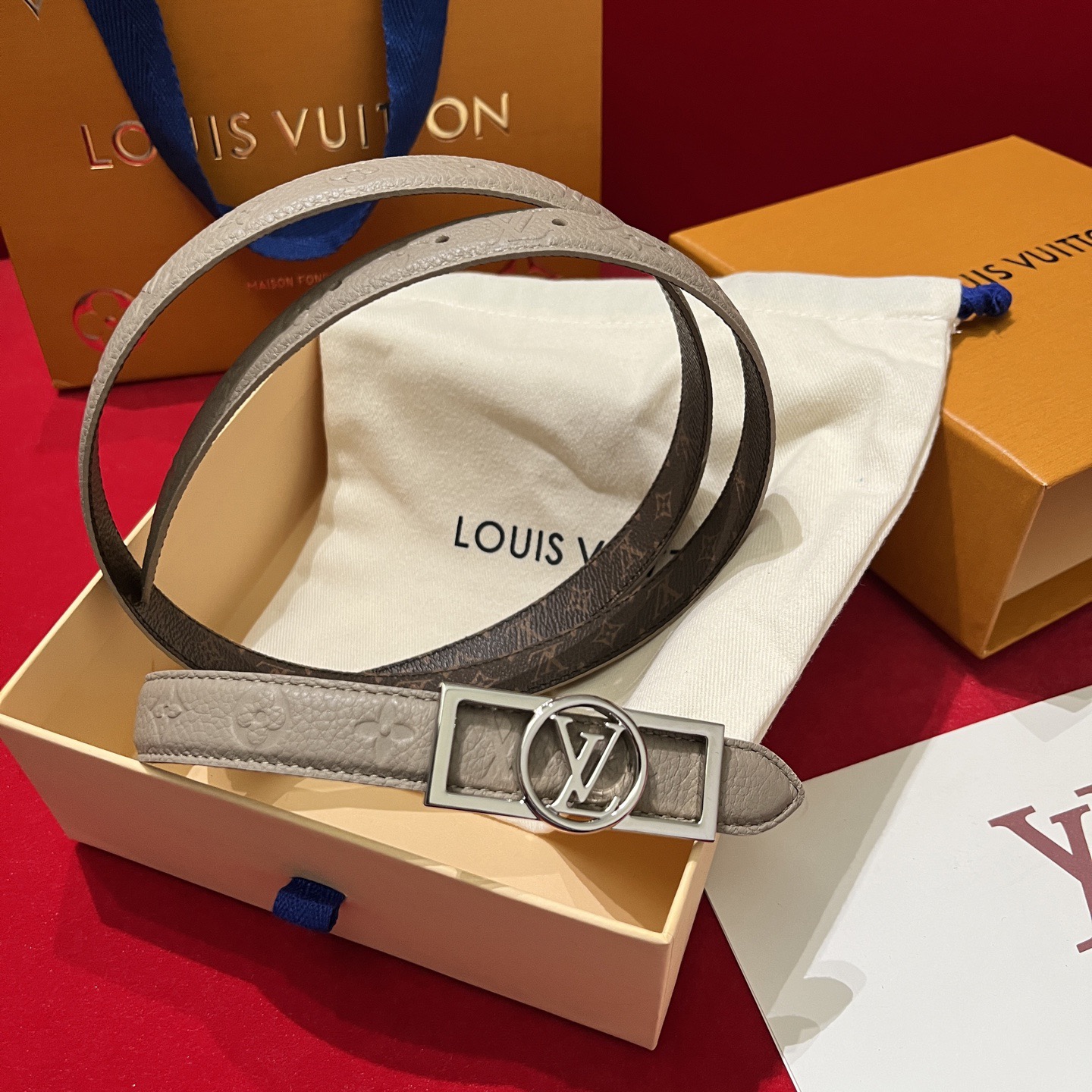 Louis Vuitton 루이비통 플라워 버클 모노그램 리버서블 여성 벨트 8