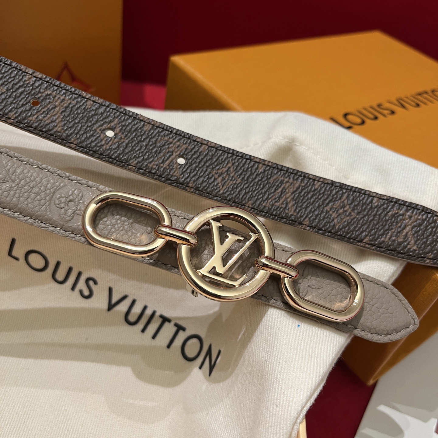 Louis Vuitton 루이비통 플라워 버클 모노그램 리버서블 여성 벨트 2