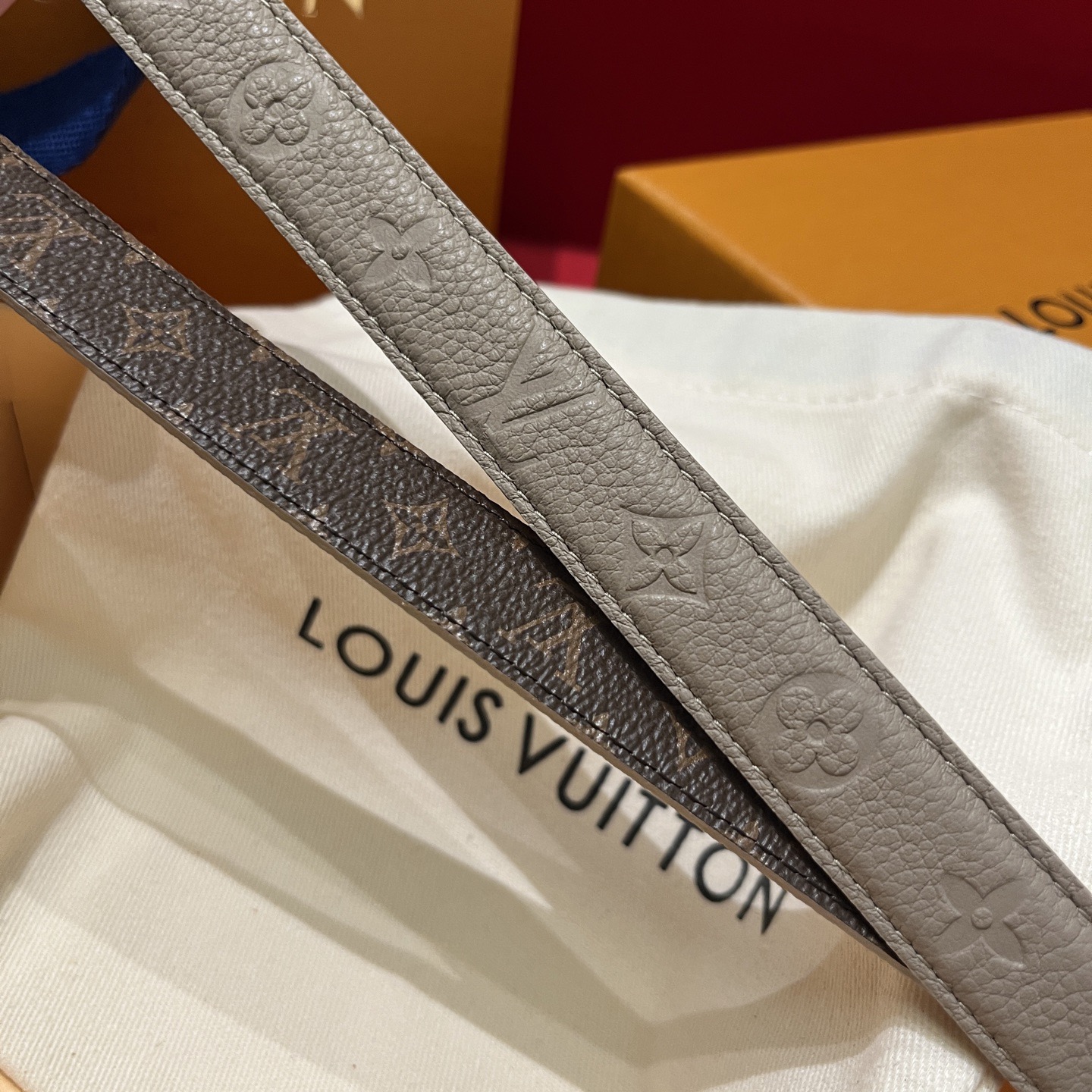 Louis Vuitton 루이비통 플라워 버클 모노그램 리버서블 여성 벨트 3