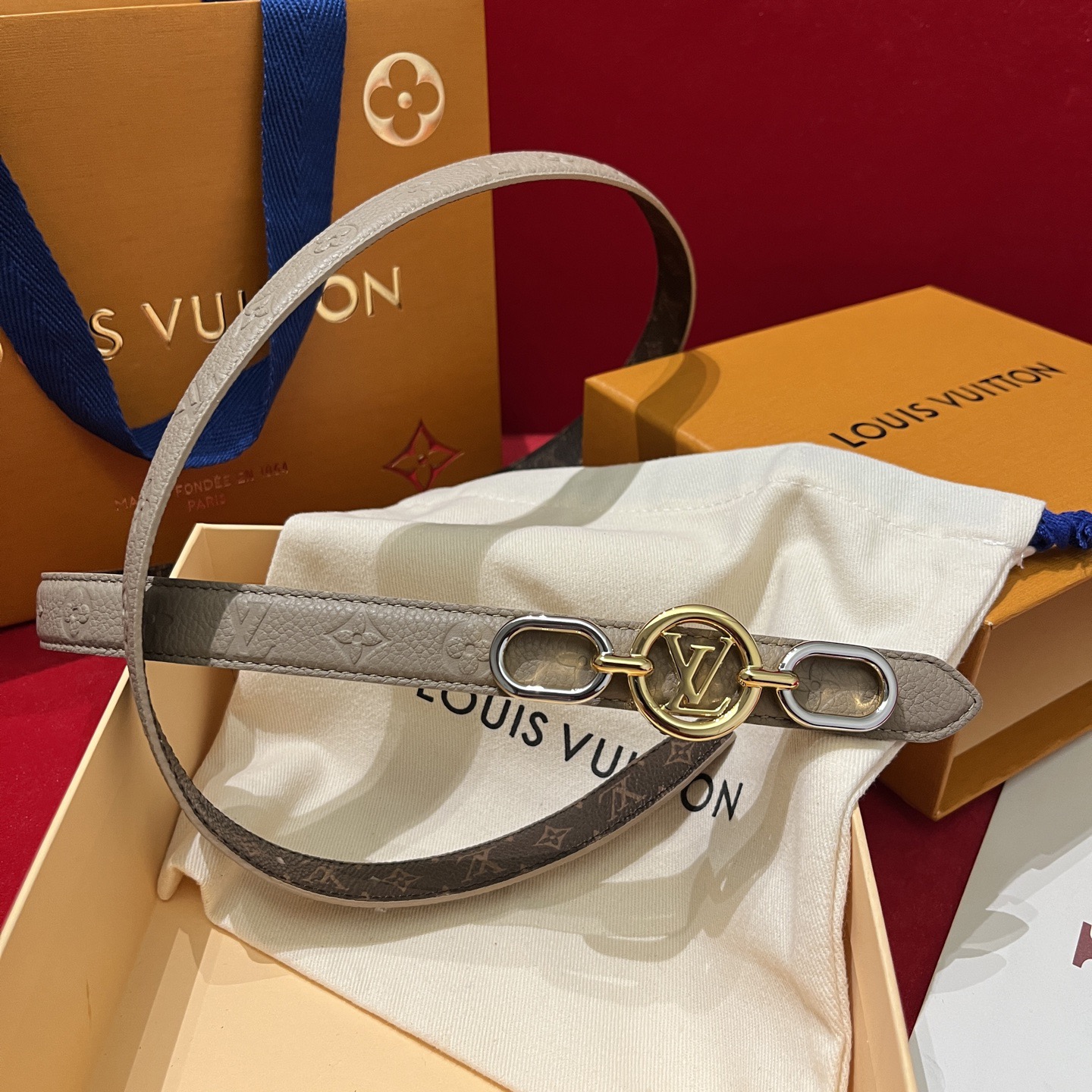 Louis Vuitton 루이비통 플라워 버클 모노그램 리버서블 여성 벨트 9