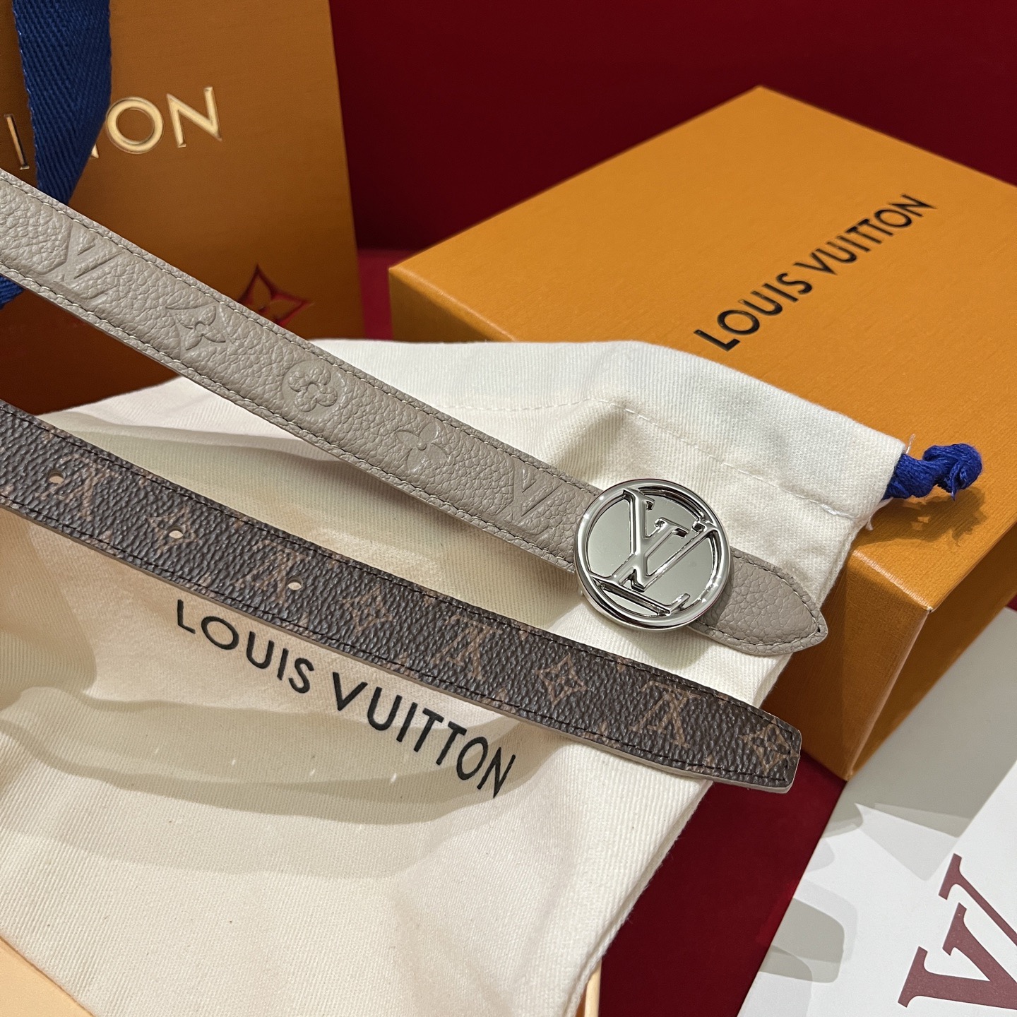 Louis Vuitton 루이비통 플라워 버클 모노그램 리버서블 여성 벨트 1