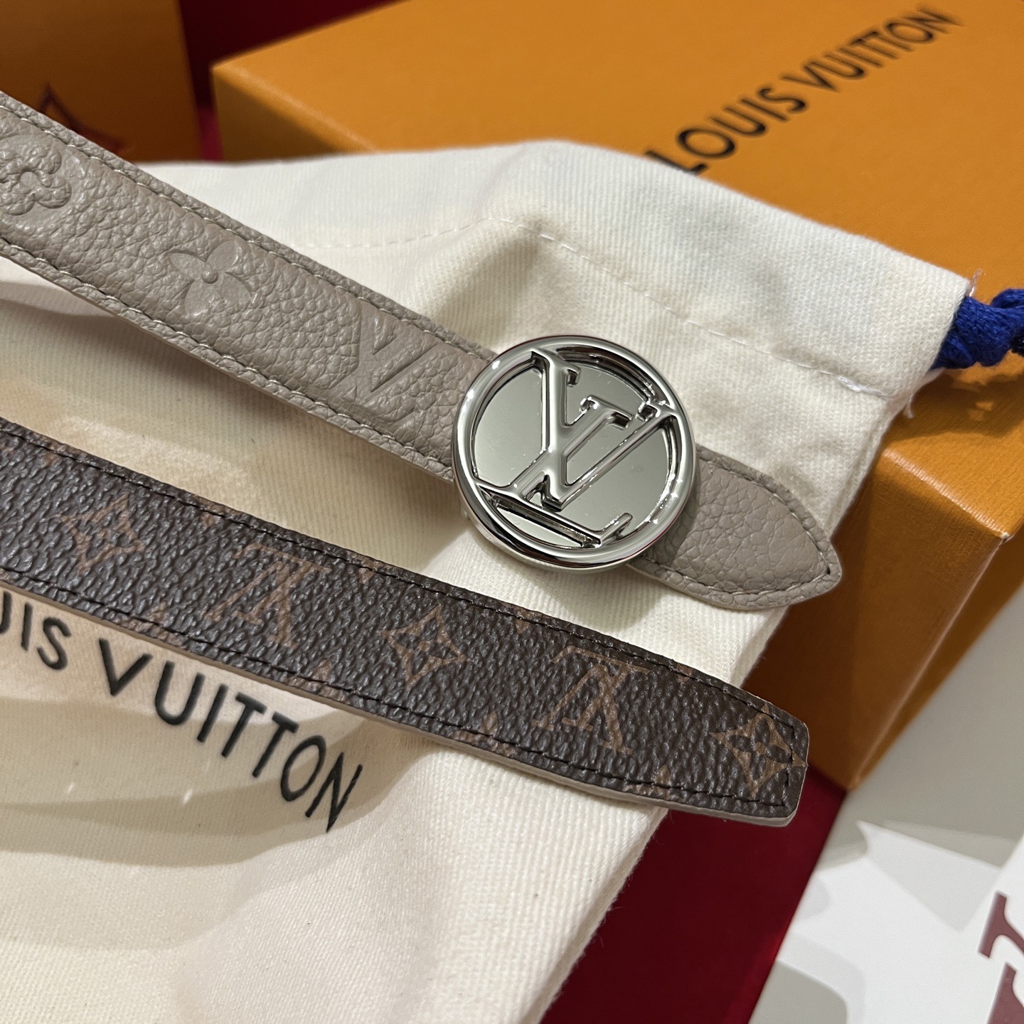 Louis Vuitton 루이비통 플라워 버클 모노그램 리버서블 여성 벨트 2