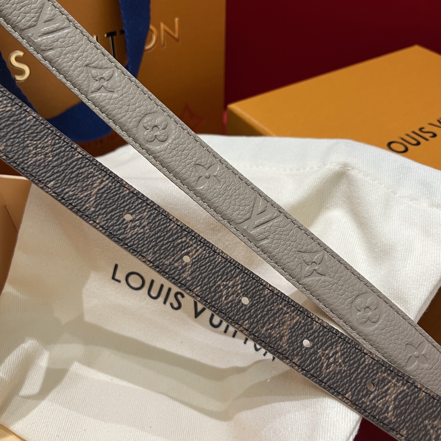 SAINT LAURENT BEA 토트백 LE CASSANDRE 장식 3