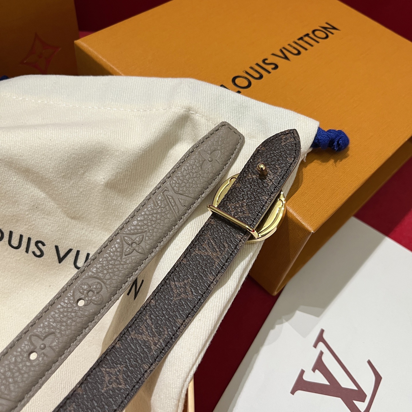 SAINT LAURENT BEA 토트백 LE CASSANDRE 장식 4