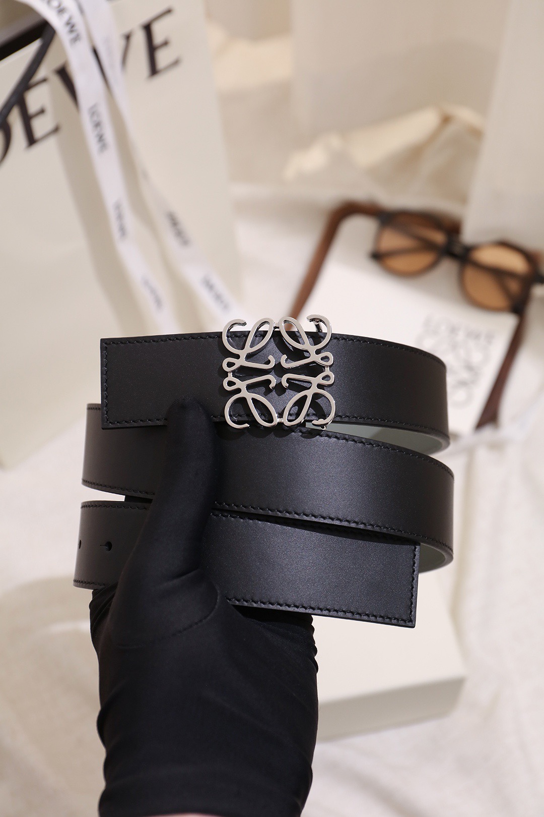 Loewe 로에베 아나그램 버클 양면 가죽 벨트 3.5cm 1