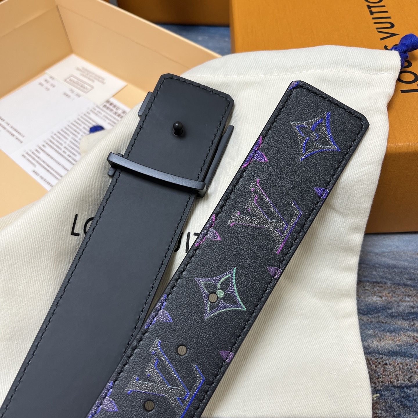 Louis Vuitton 루이비통 루이 비통 남성 무지개 모노그램 소가죽 벨트 6