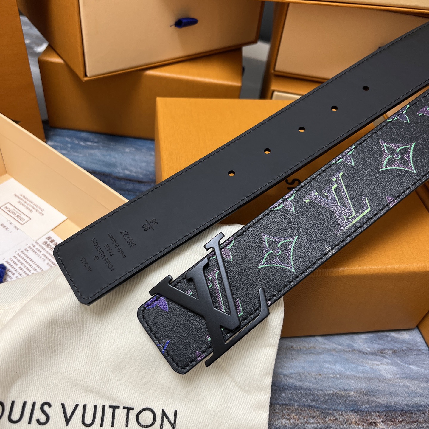 Louis Vuitton 루이비통 루이 비통 남성 무지개 모노그램 소가죽 벨트 8