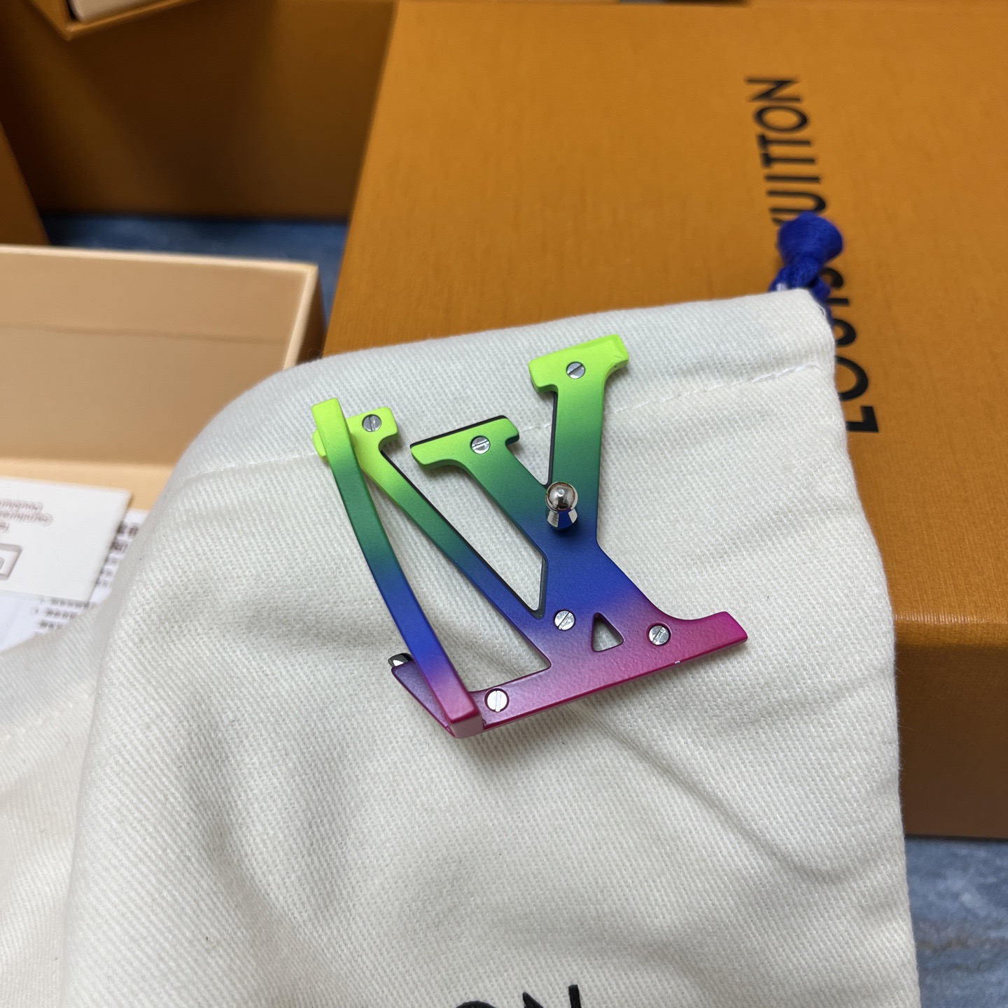 LOUIS VUITTON 루이비통 에피가죽 벨트 7