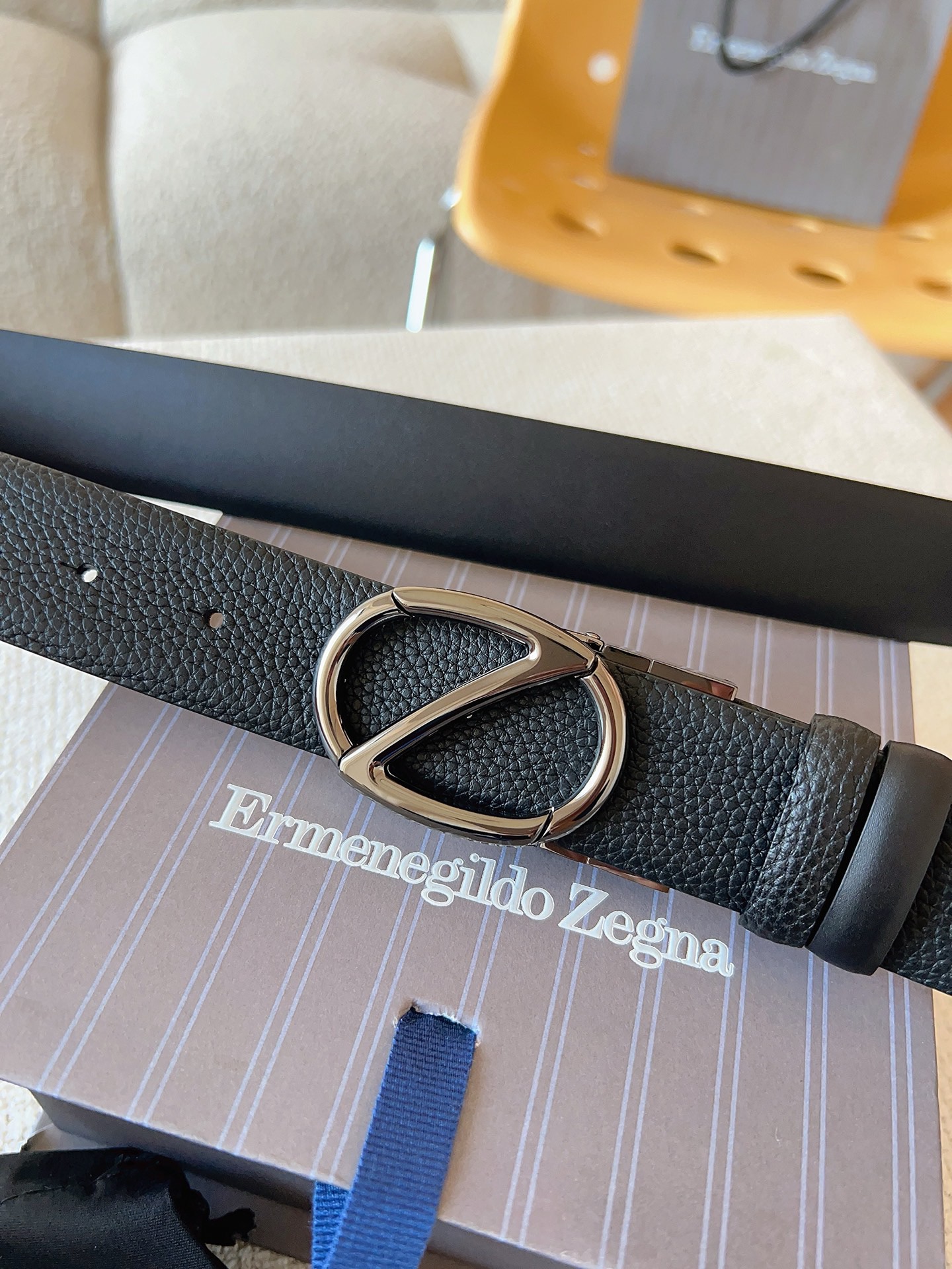 Zegna 제냐 로고 버클 리버서블 가죽 벨트 4