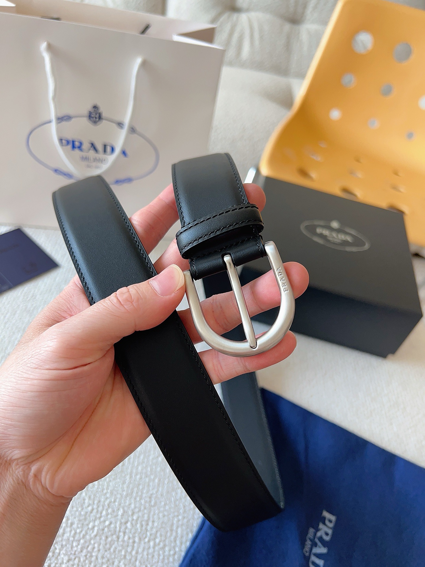 Prada 프라다 남성 가죽 벨트 35mm 2