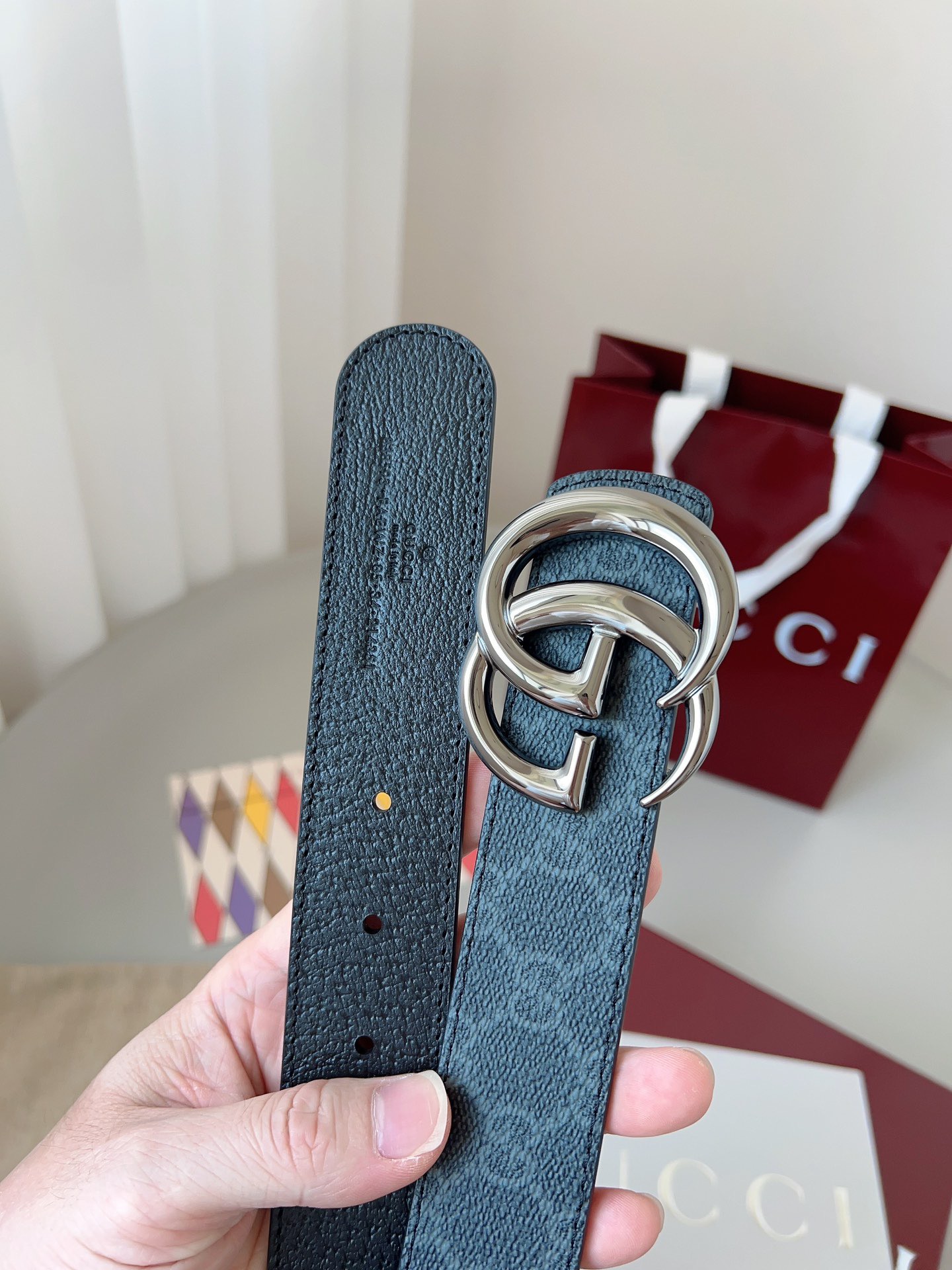 SALVATORE FERRAGAMO 살바토레 페라가모 FW2024 Gancini 퀼팅 가죽 숄더백 7