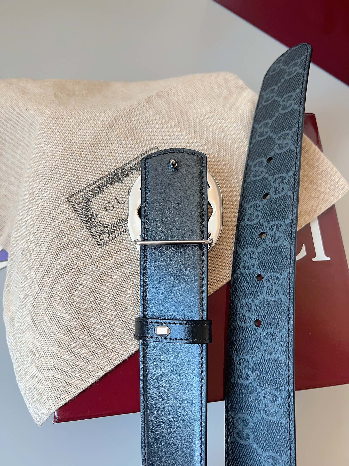 Gucci 구찌 GG 수프림 남성 리버서블 가죽 벨트 5