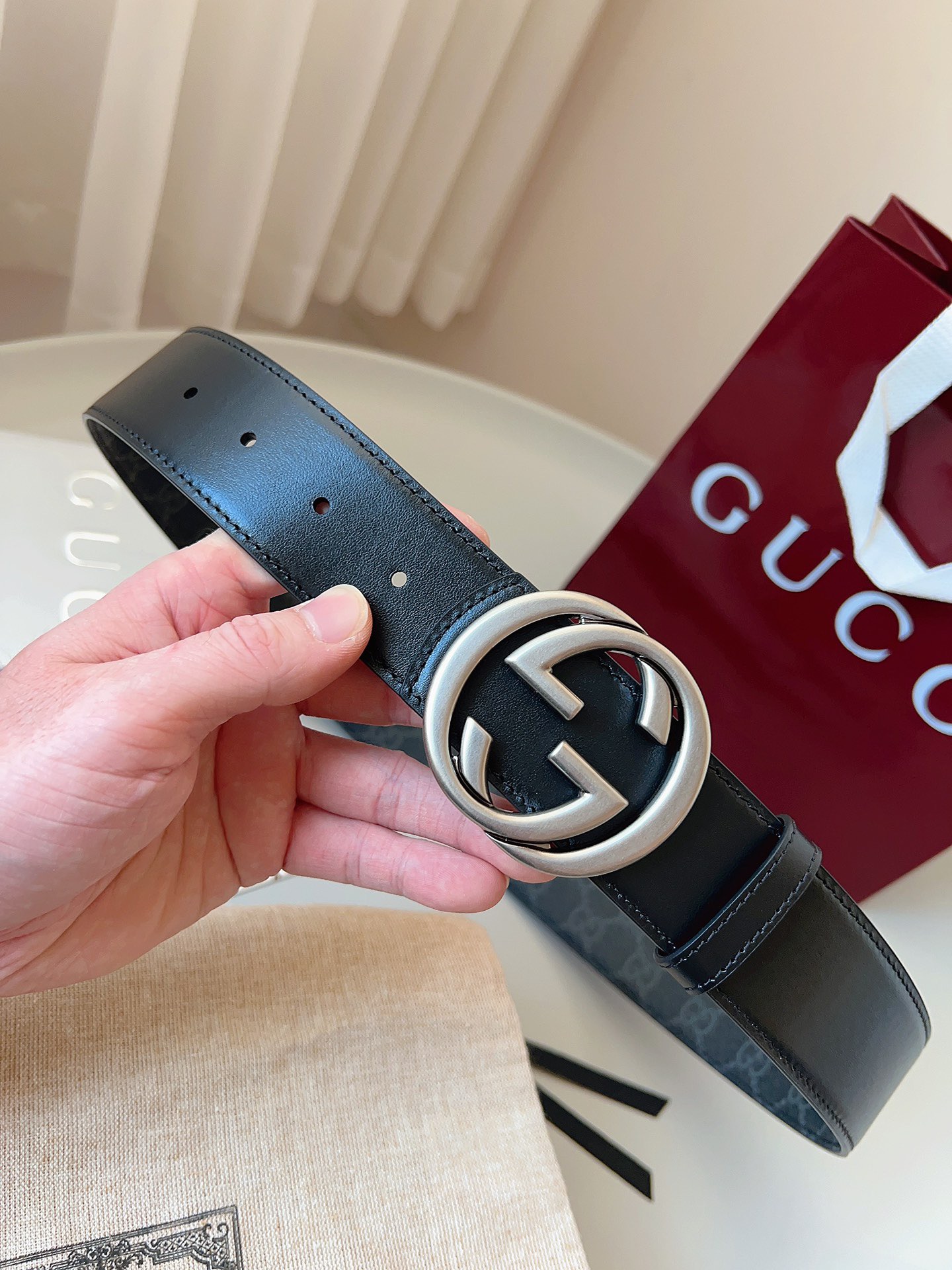 Gucci 구찌 GG 수프림 남성 리버서블 가죽 벨트 5