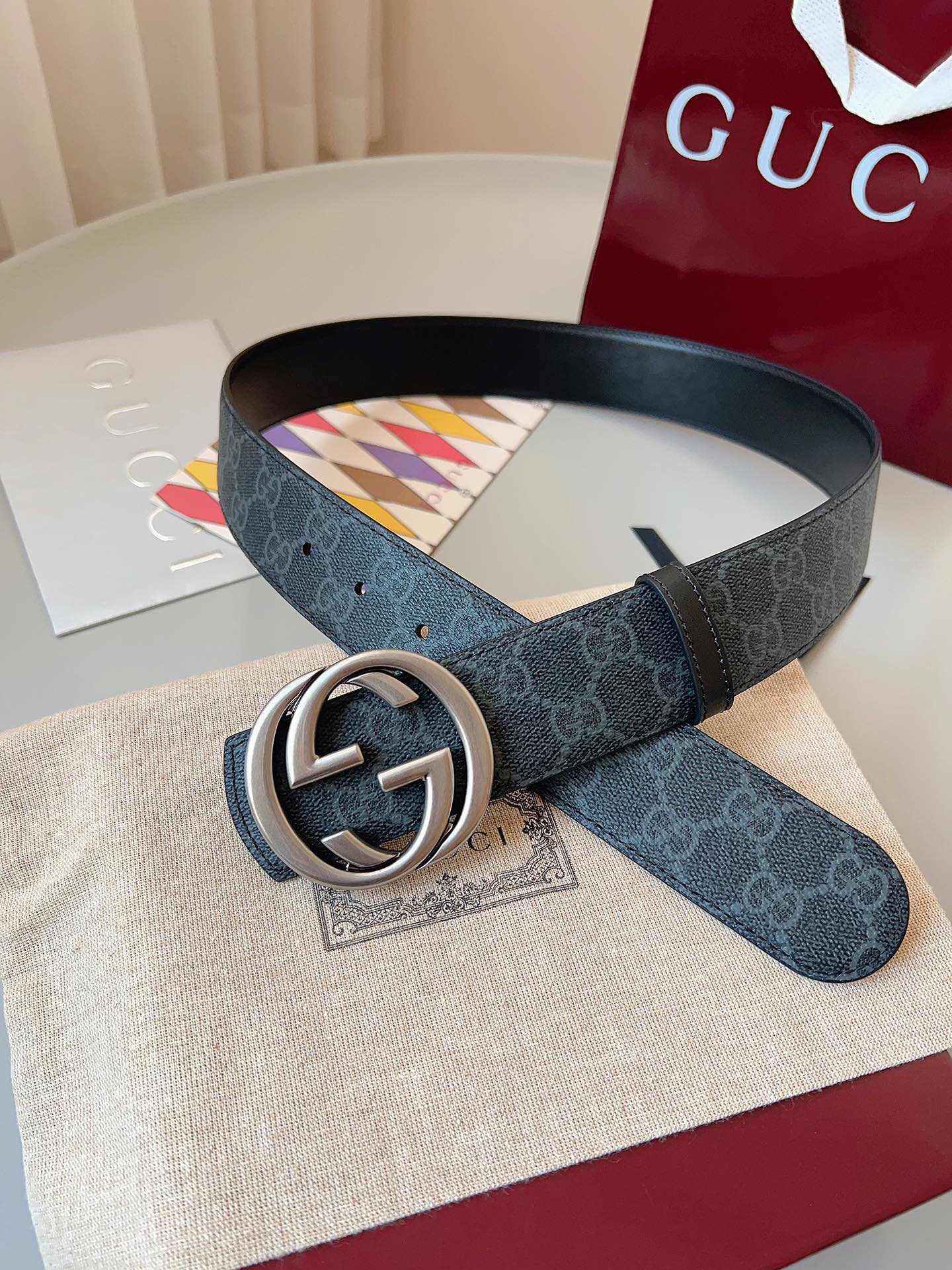 Gucci 구찌 GG 수프림 남성 리버서블 가죽 벨트 8