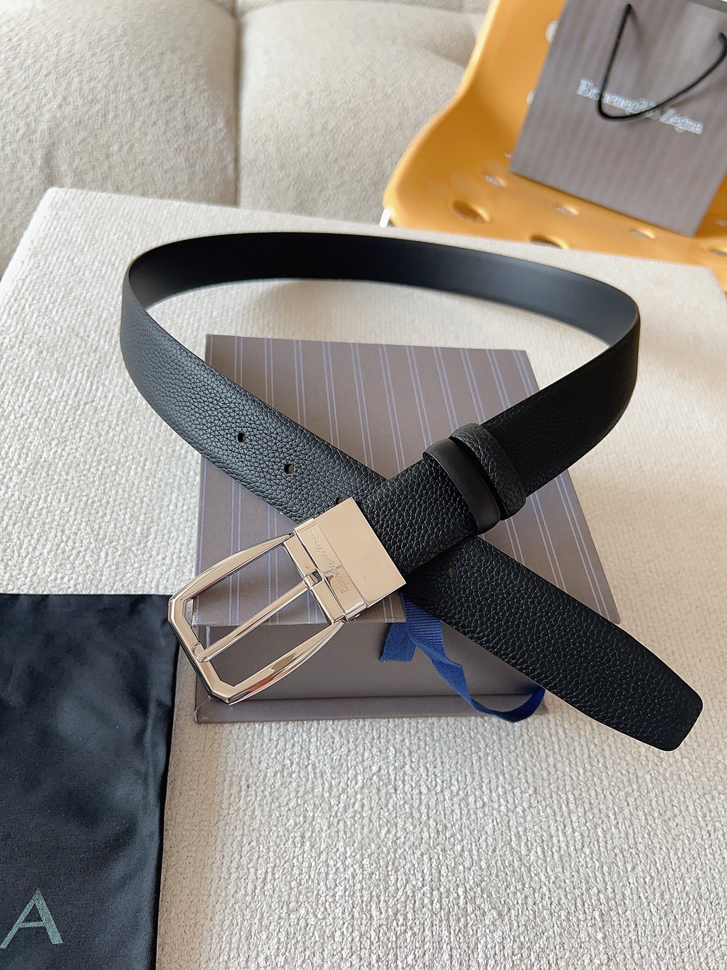 Zegna 제냐 블랙 소가죽 벨트 3