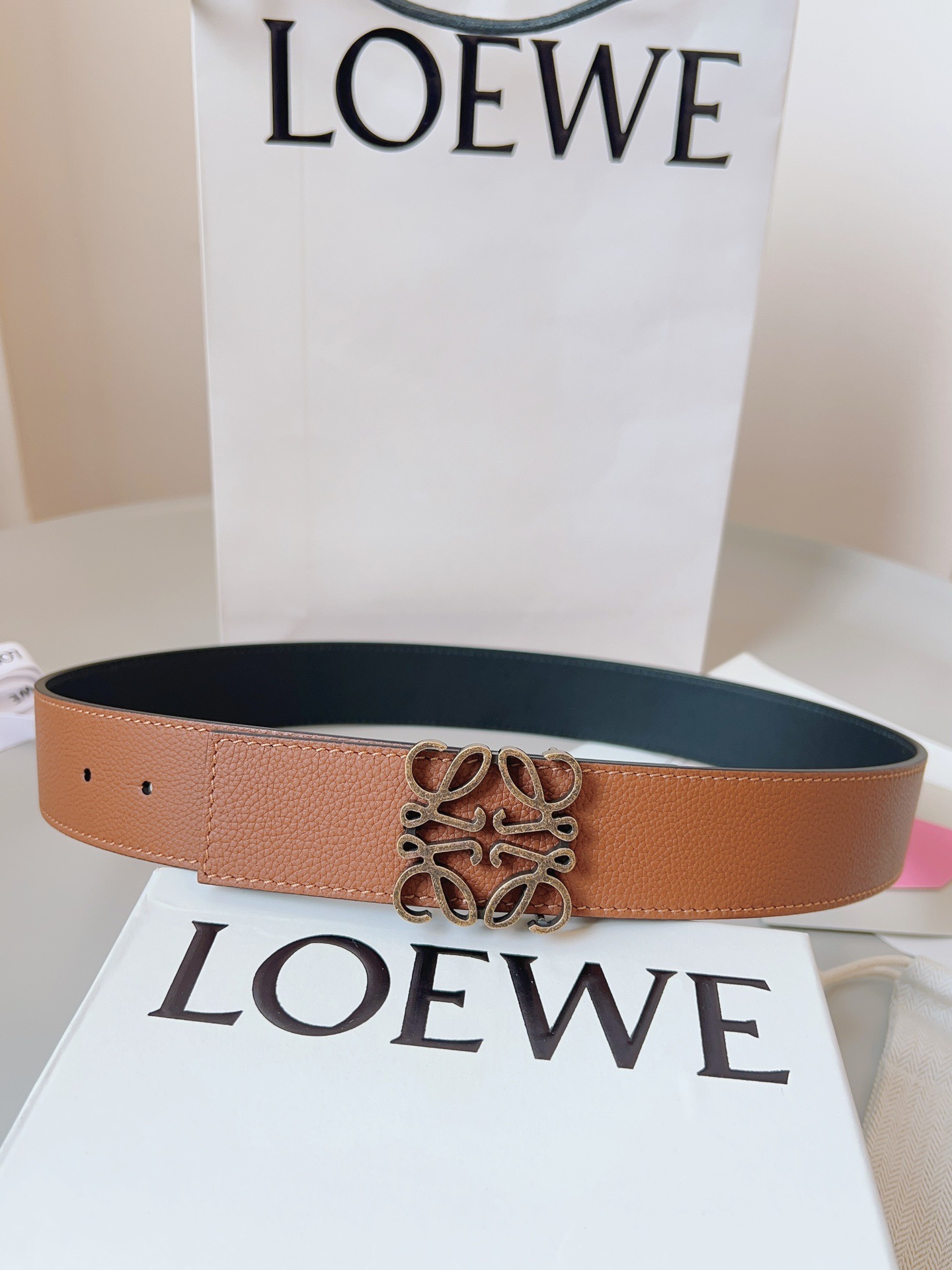 Loewe 로에베 양면 가죽 Anagram 버클 벨트 4