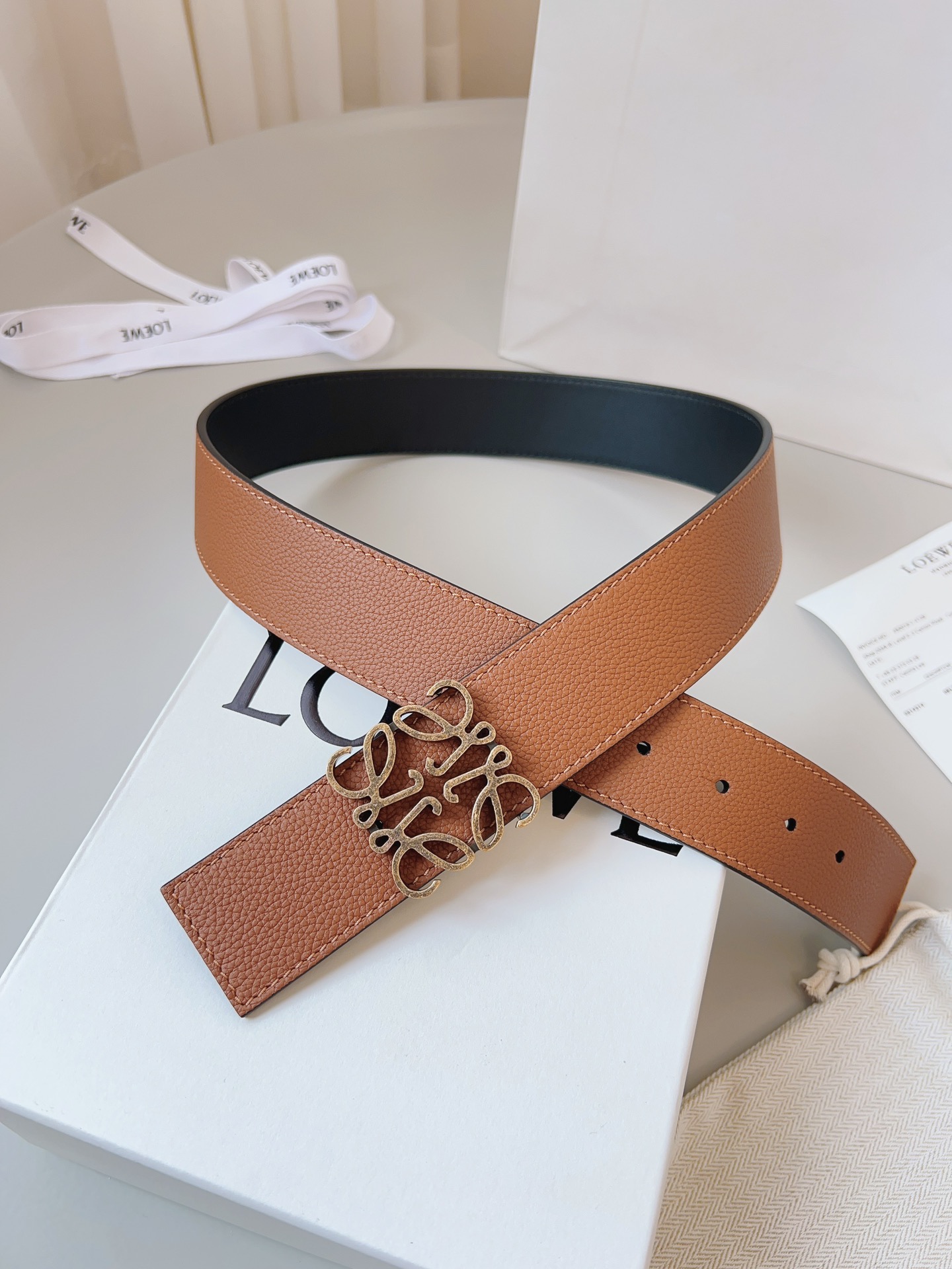 Loewe 로에베 양면 가죽 Anagram 버클 벨트 6