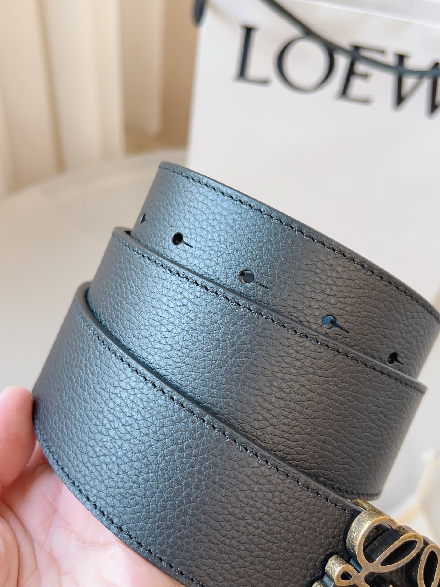 Loewe 로에베 양면 가죽 Anagram 버클 벨트 2