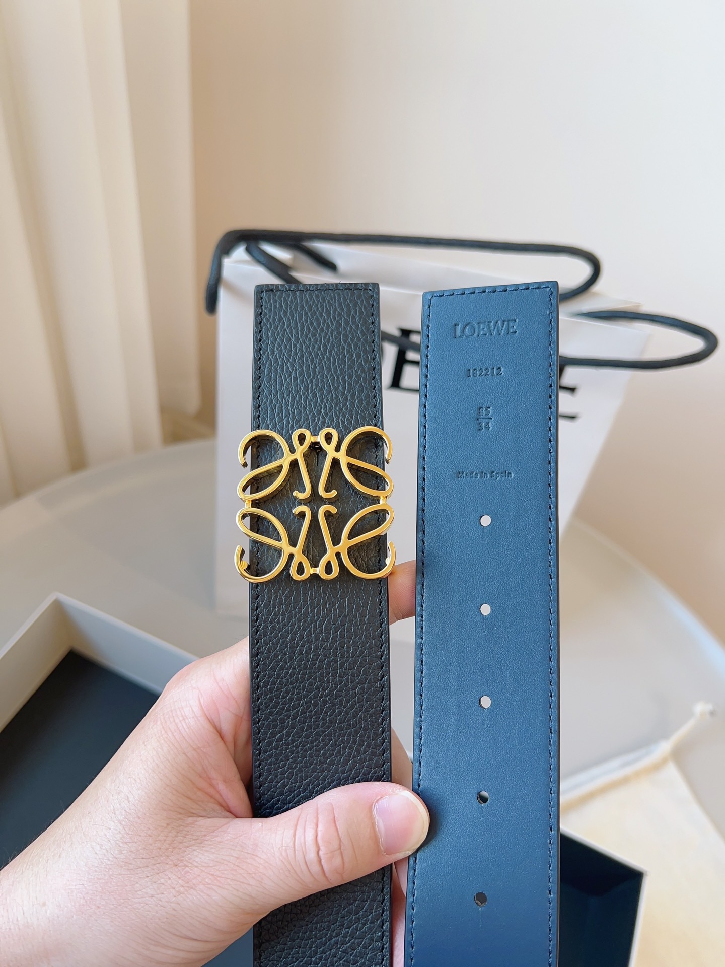 Loewe 로에베 양면 가죽 Anagram 버클 벨트 3