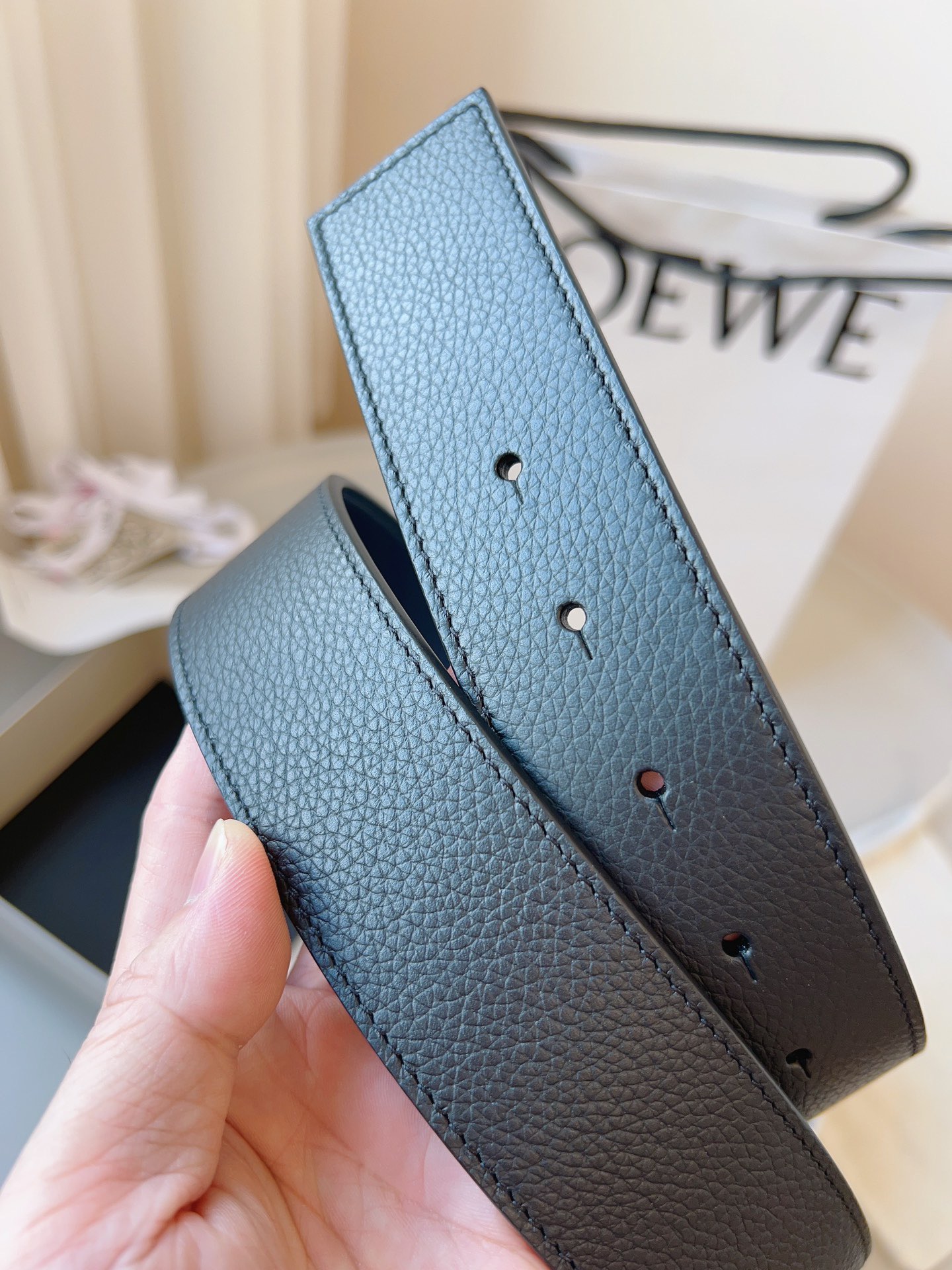 Loewe 로에베 양면 가죽 Anagram 버클 벨트 9